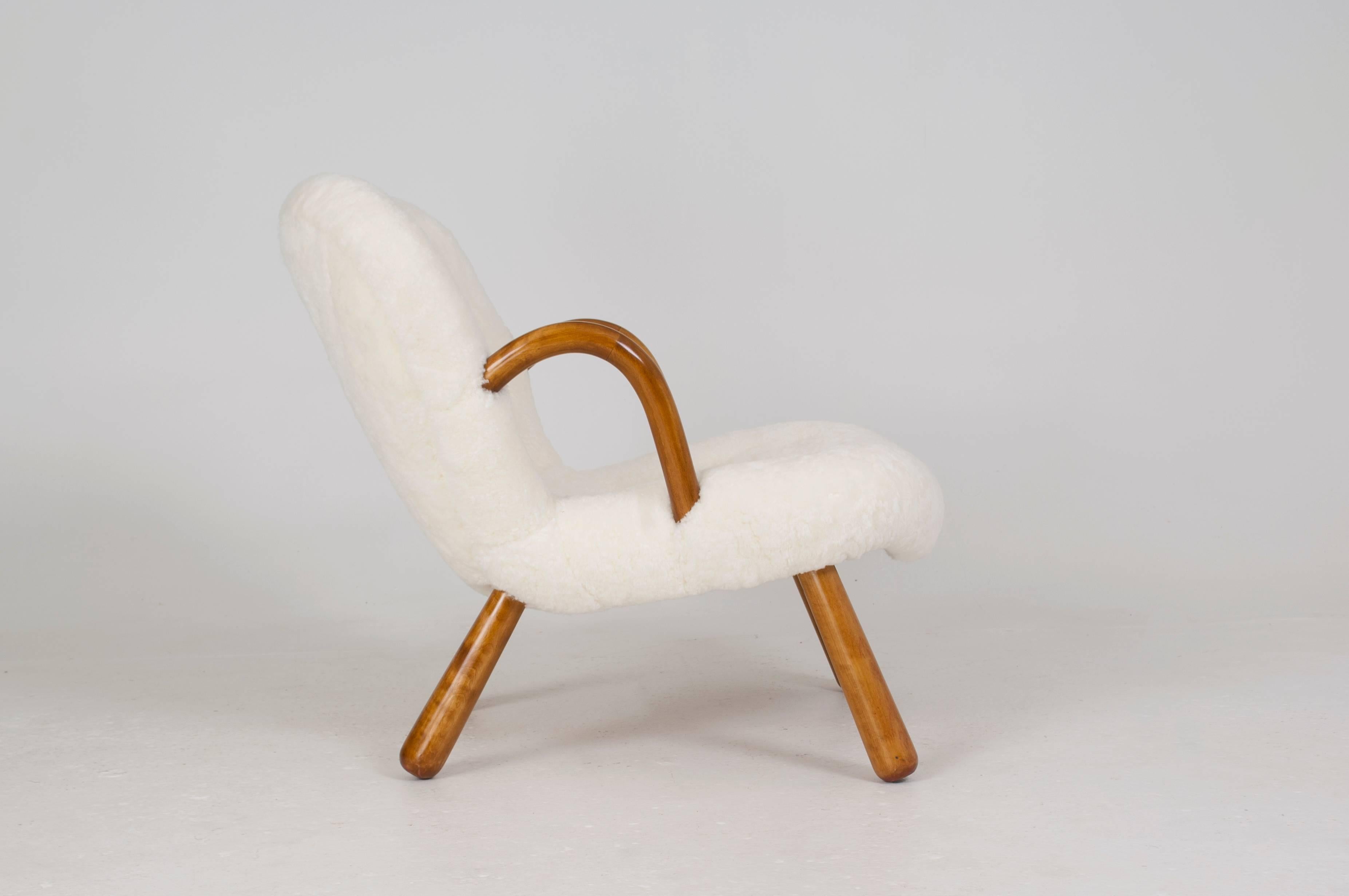 Scandinavian Modern Philip Arctander. Clam Chair