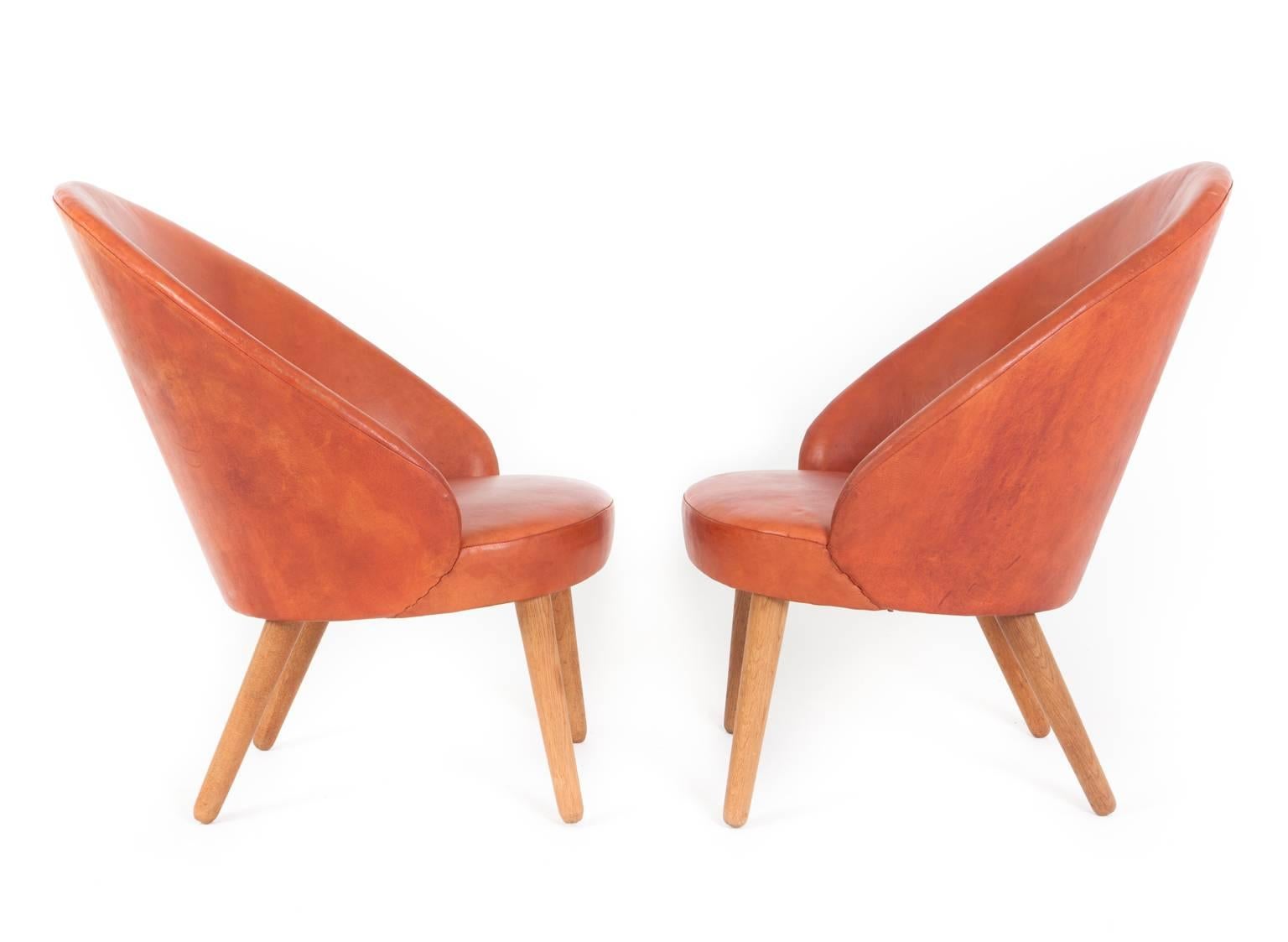 Ejvind A. Johansson Pair of Easy Chairs In Excellent Condition For Sale In Copenhagen, DK