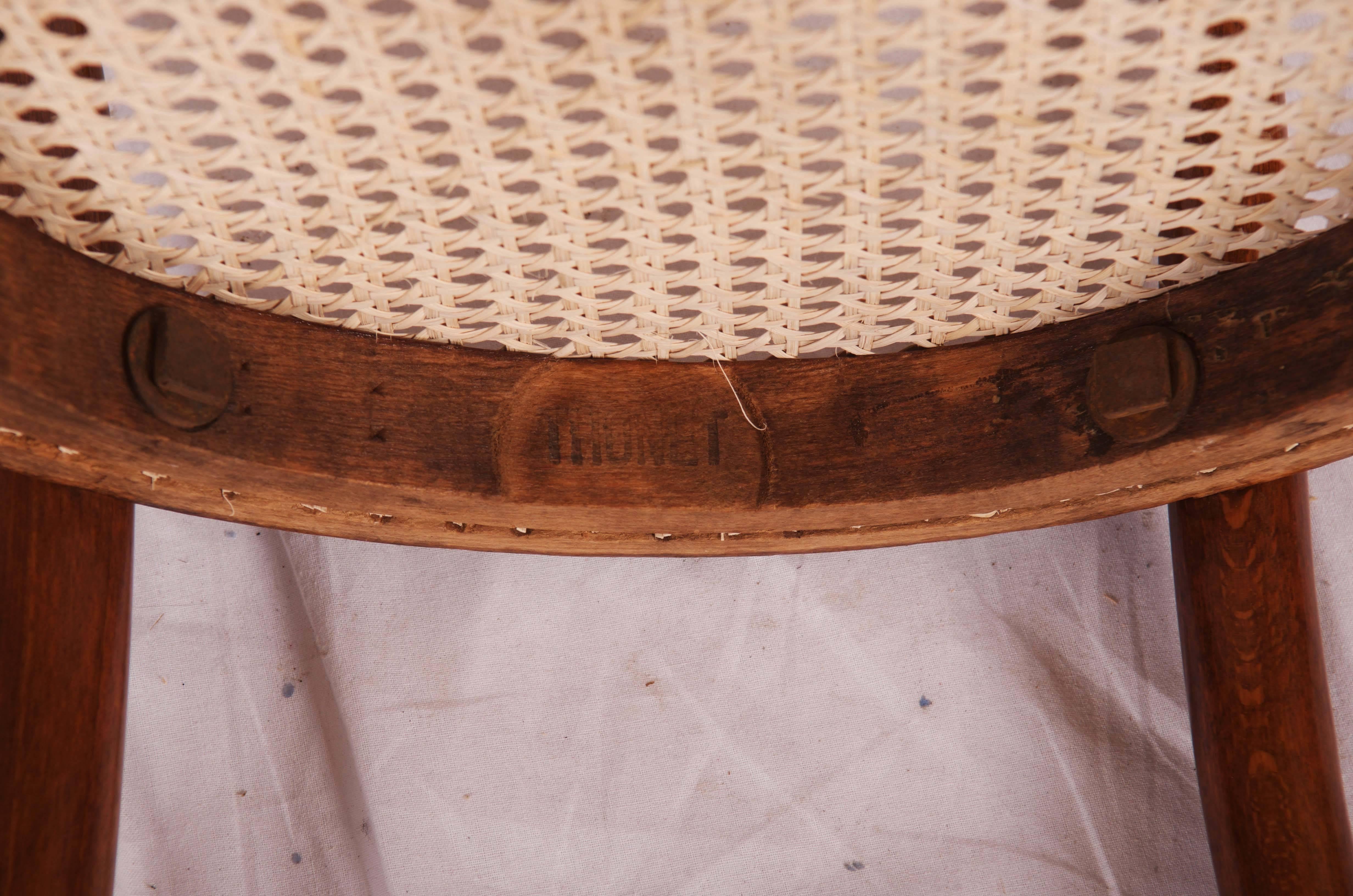 Chaise pour enfants en bois cintré de Thonet en vente 1