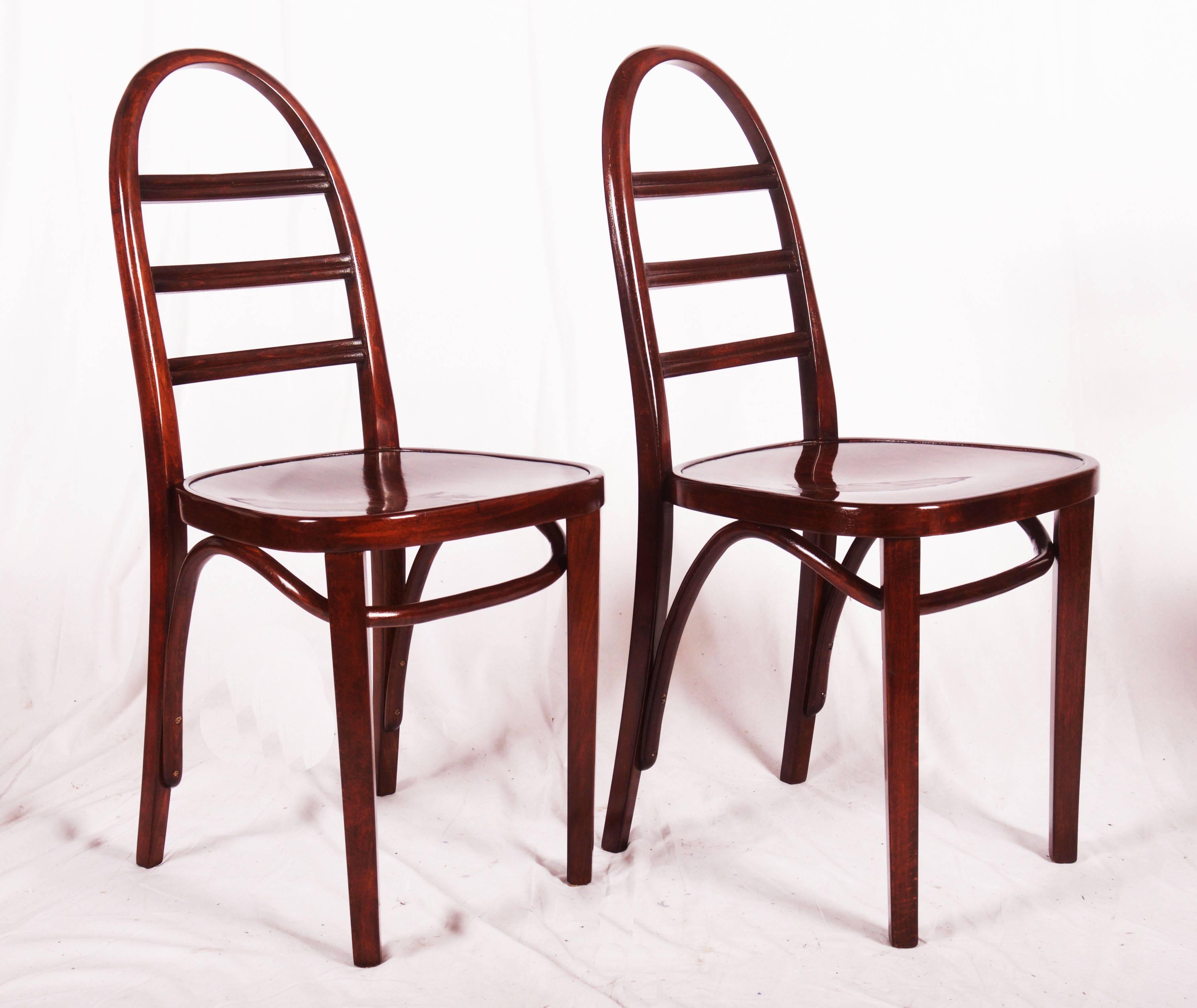 Beech Pair of Art Deco Thonet Chairs