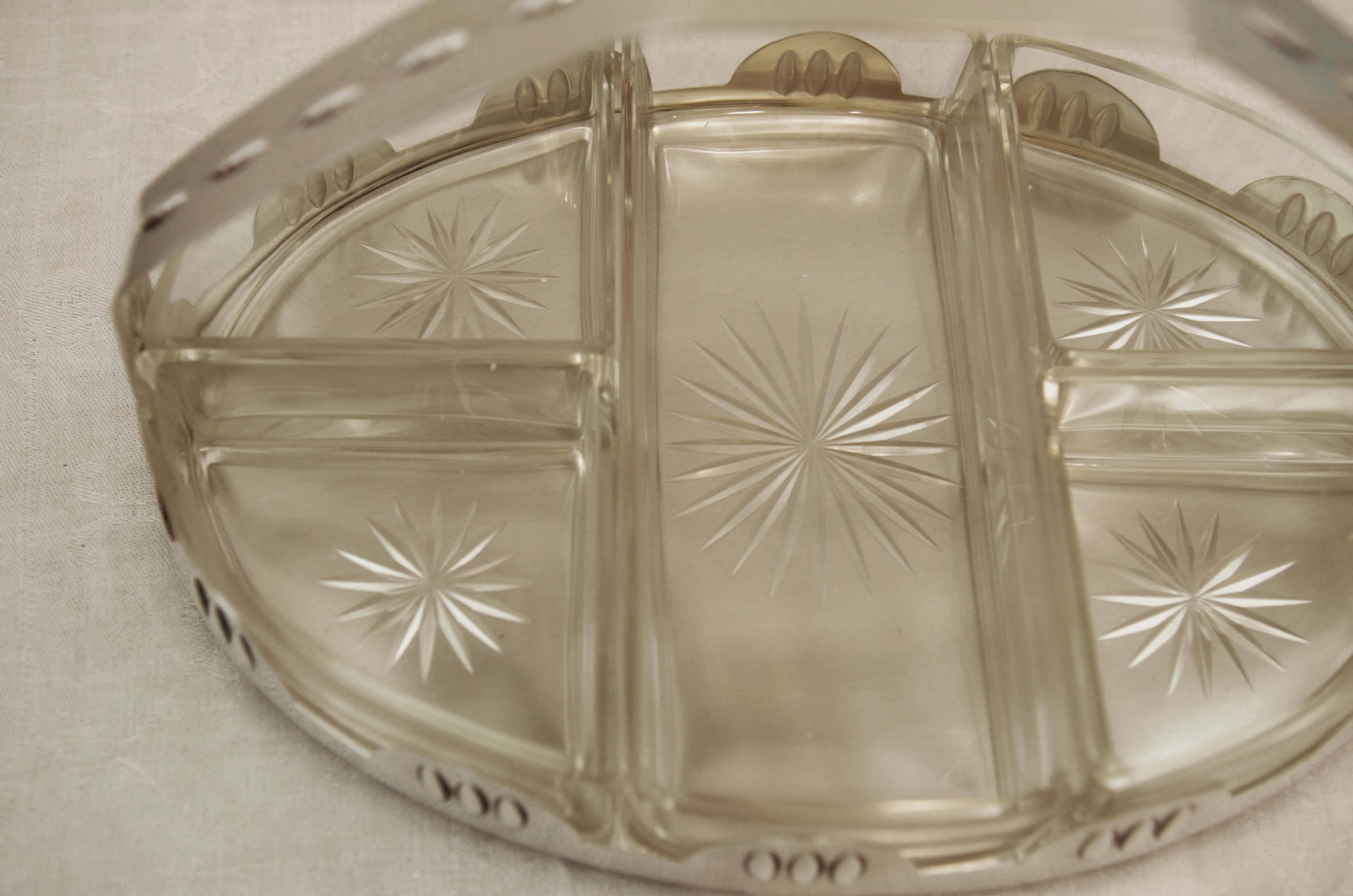 Art Deco Dish with Handle, Centerpiece  For Sale 2