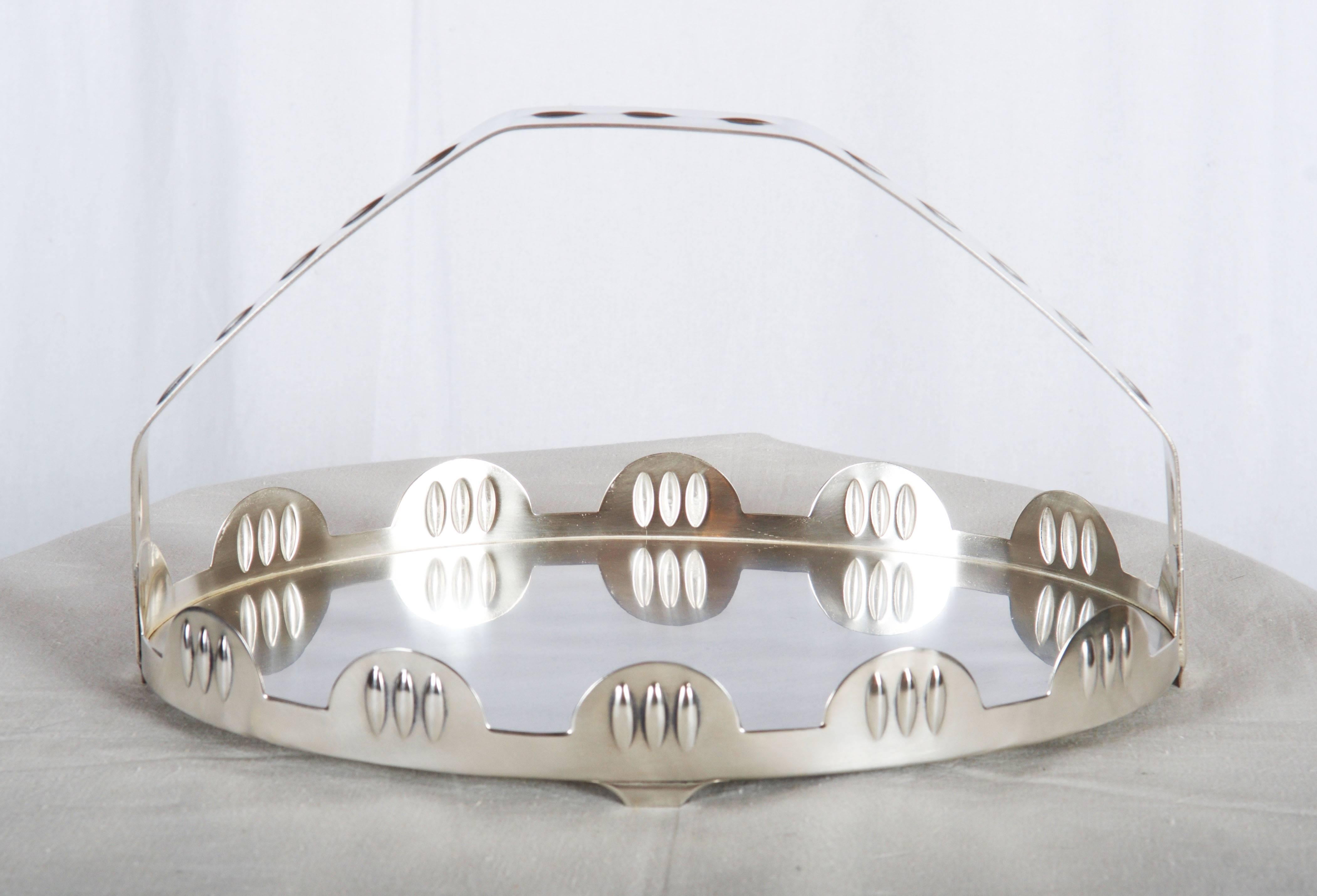 Laiton Plat Art Déco avec poignée, centre de table en vente