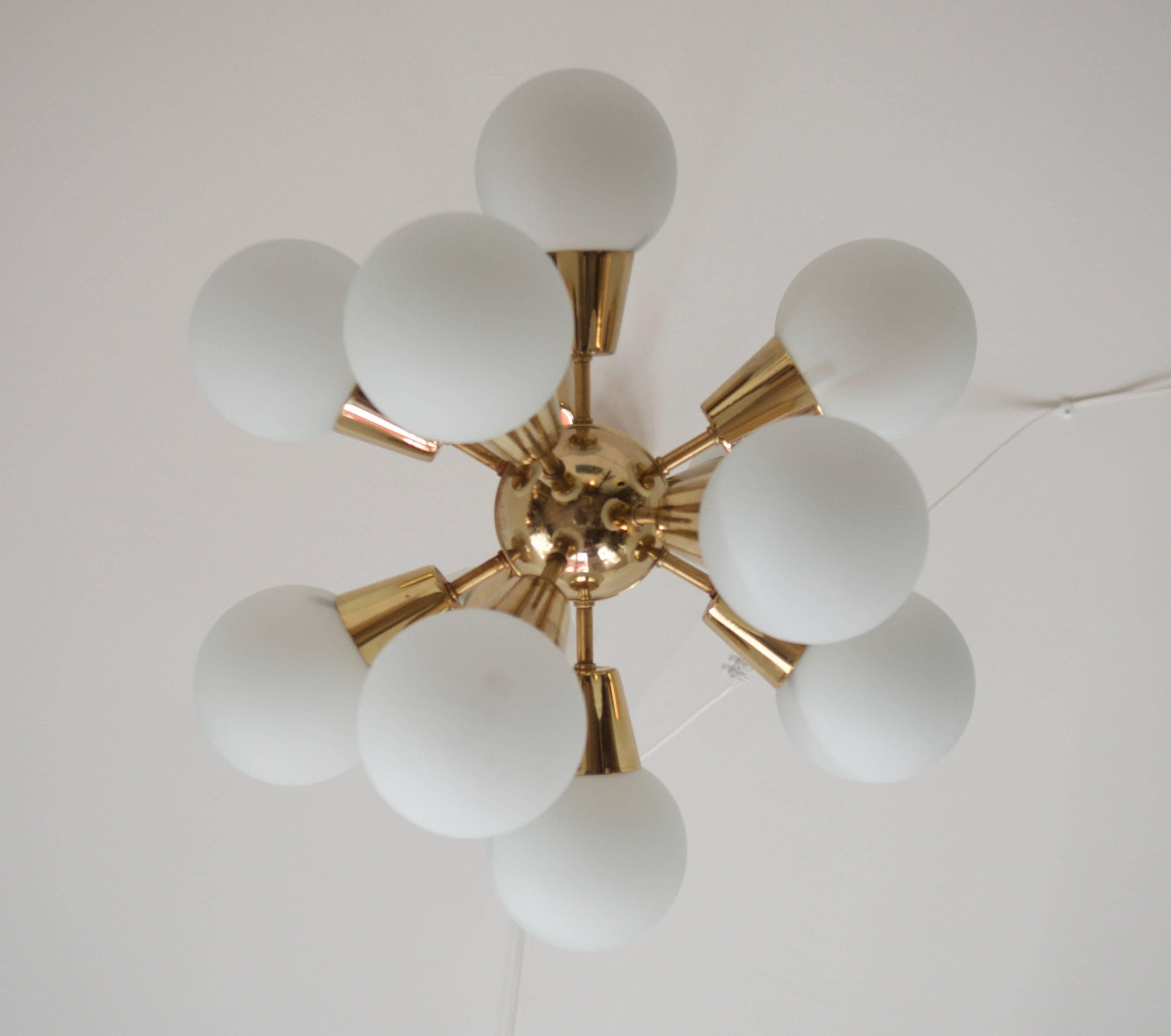 Sputnik Brass Chandelier with 12 Opaline Glass Shades In Excellent Condition For Sale In Vienna, AT