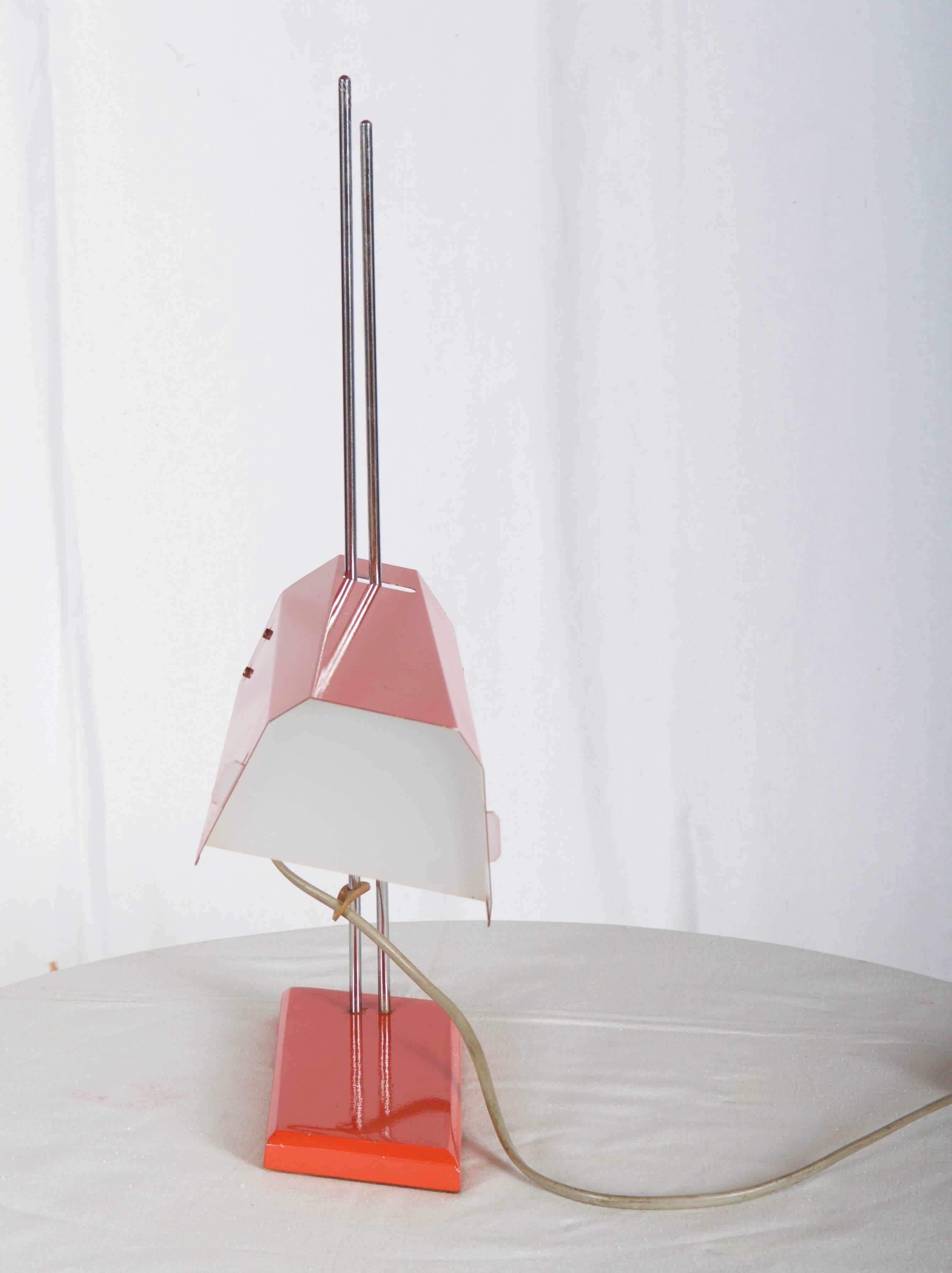Moderne Lampe de table orange vintage en vente