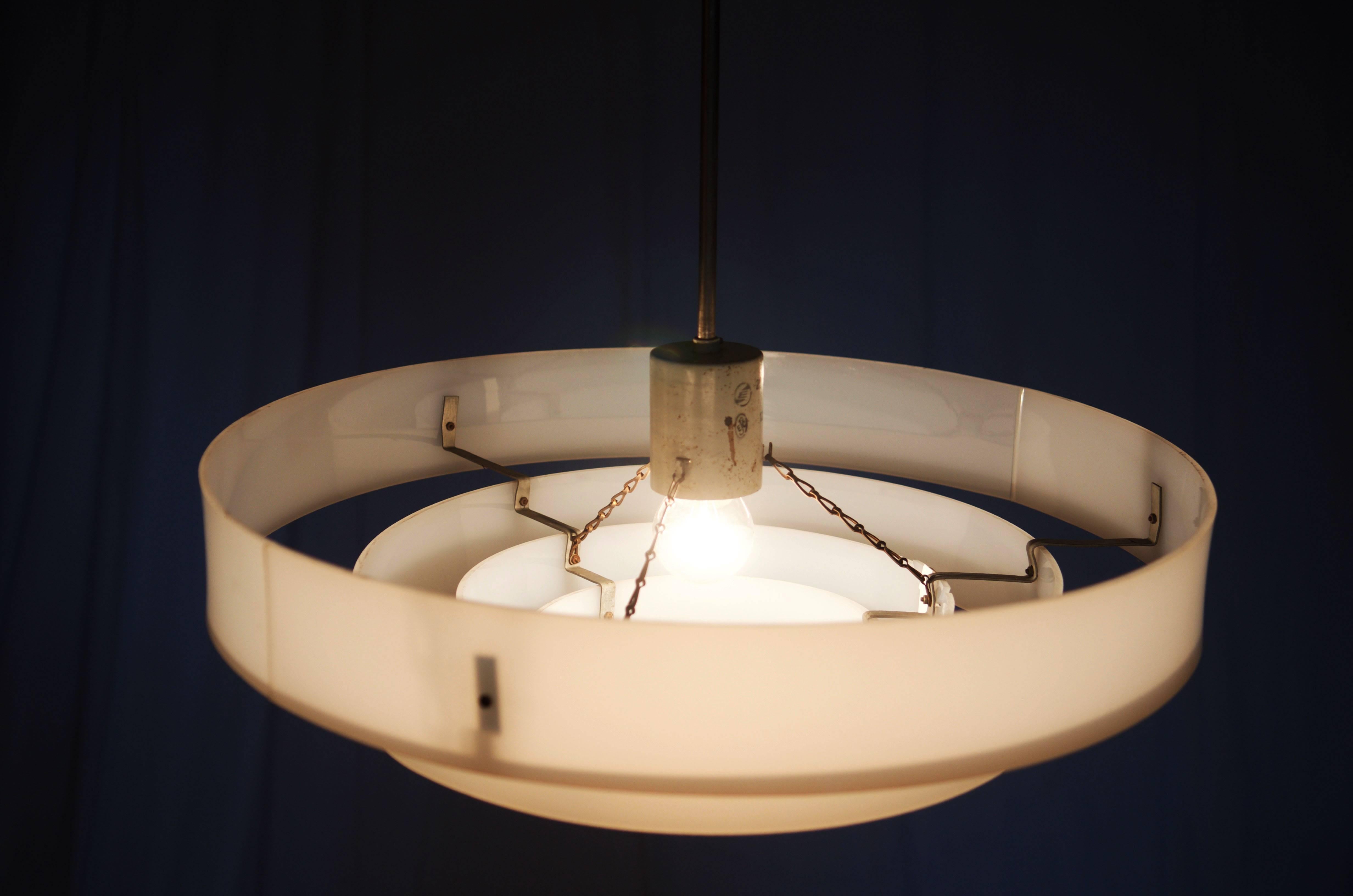 School or Factory Lamp from the 1970s In Good Condition In Vienna, AT