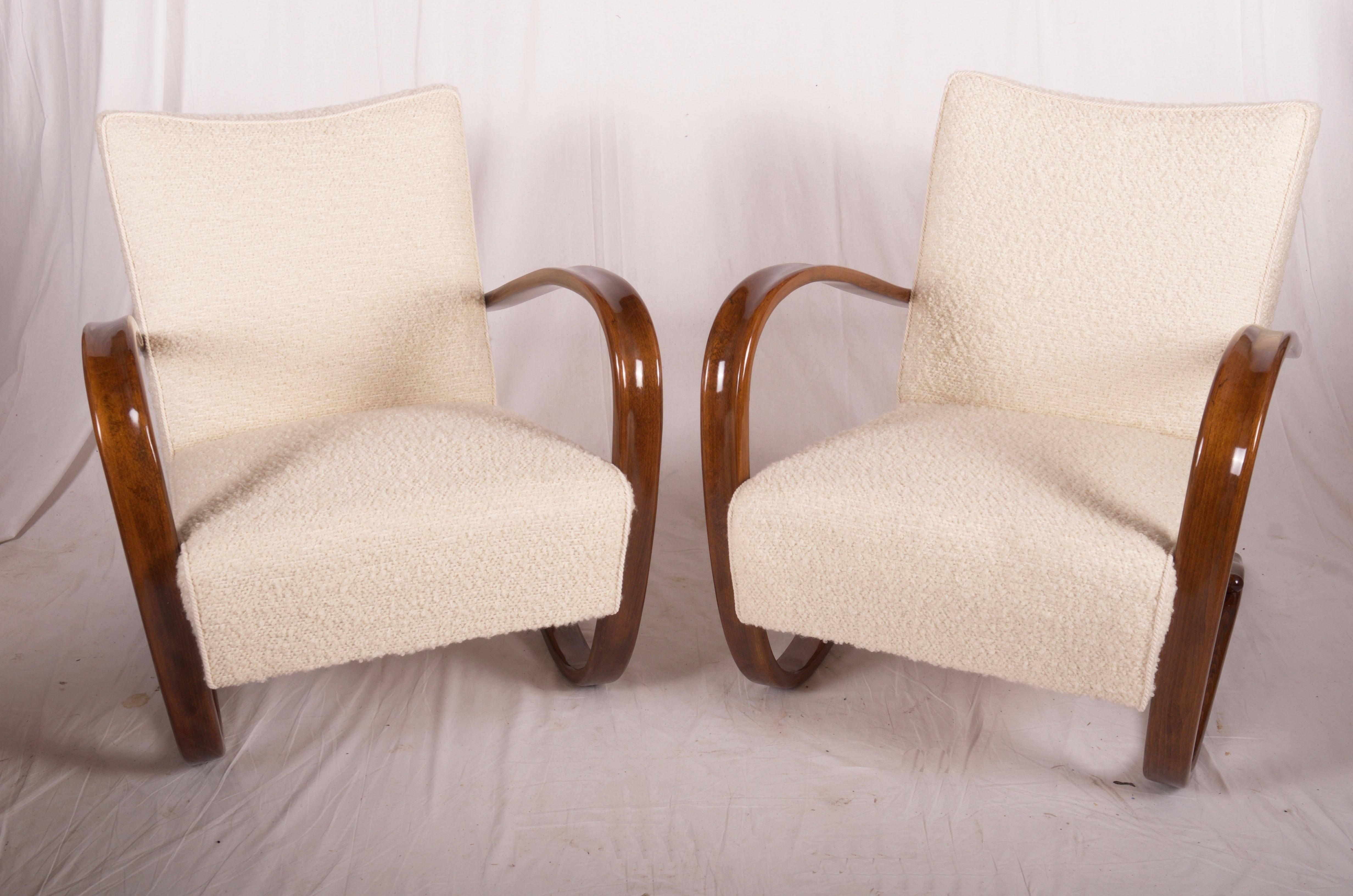 Mid-20th Century Art Deco Thonet H269 Armchair by Jindrich Halabala