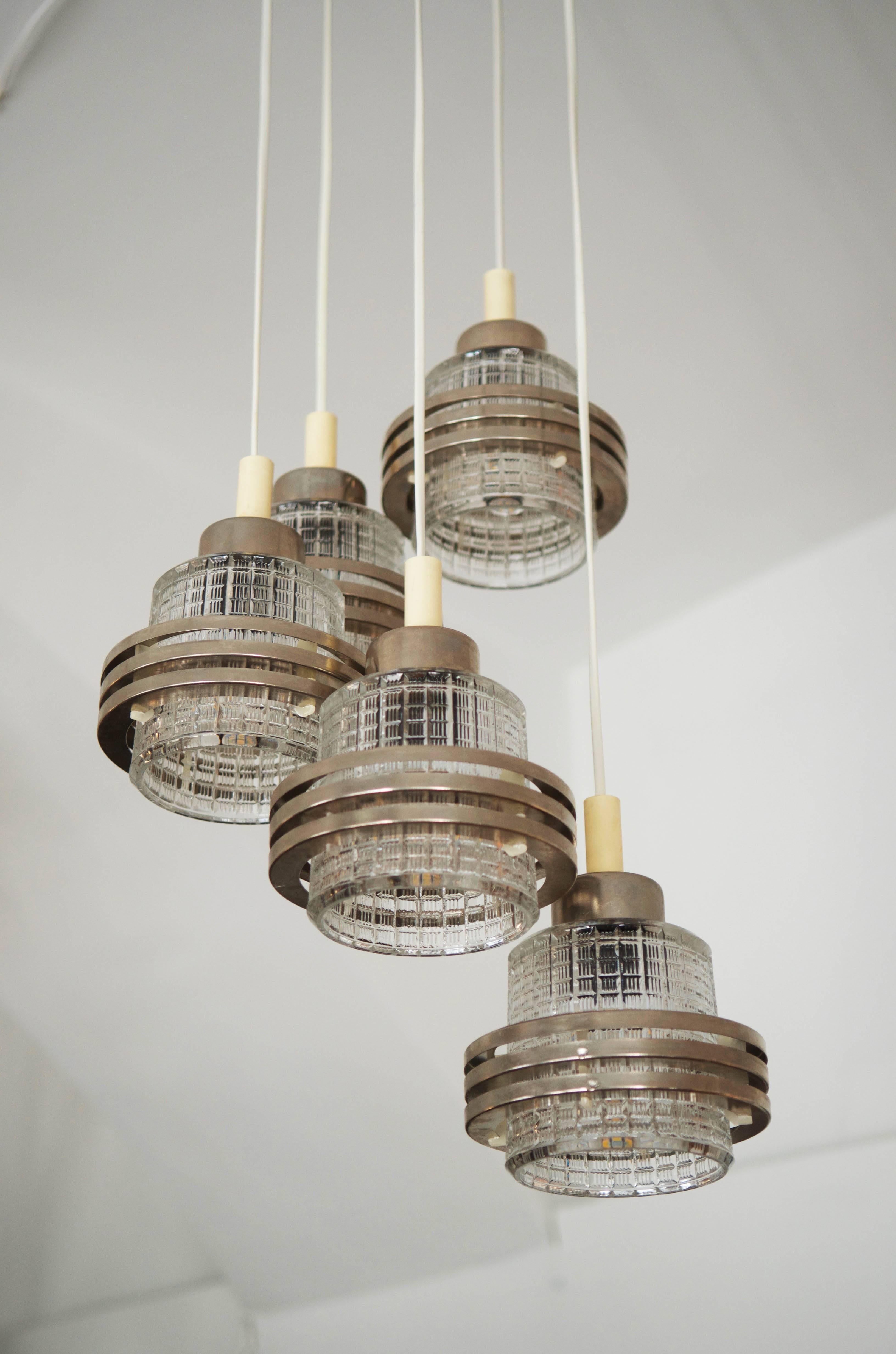Mid-Century Cascading Chandelier For Sale 1