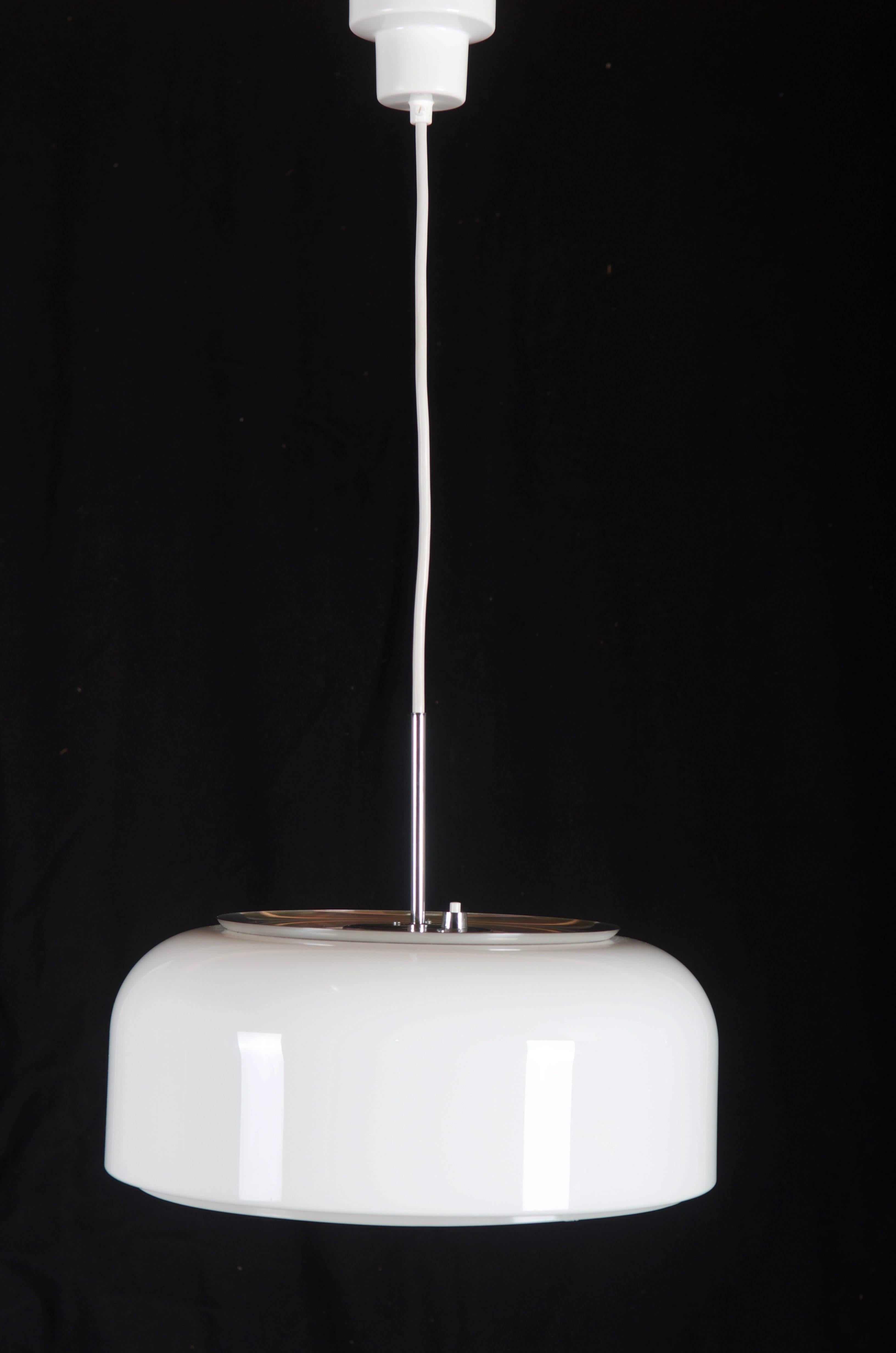 Swedish White Bumling Pendant by Anders Pehrson for Ateljé Lyktan For Sale