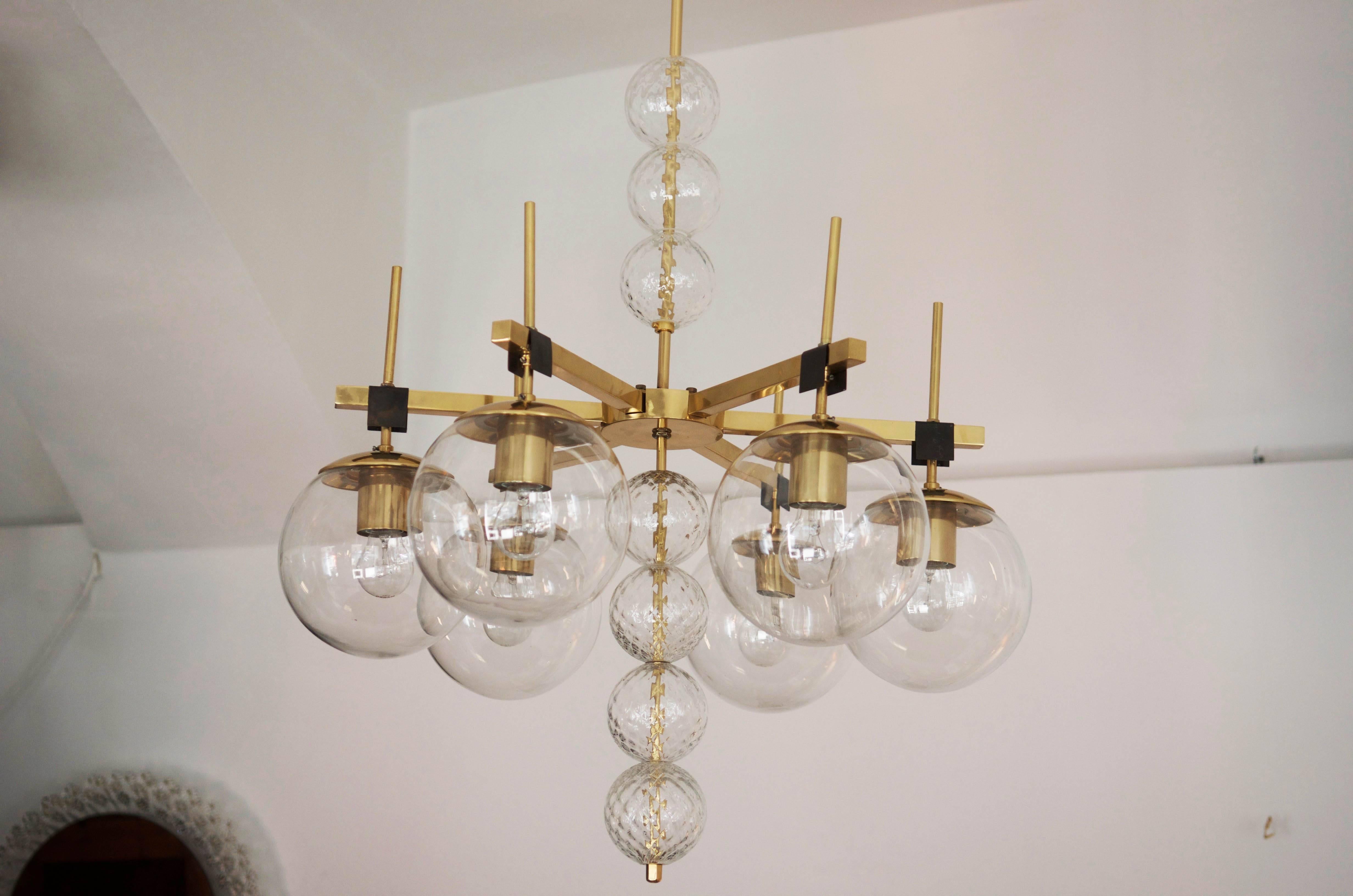 Brass Large Chandelier with Hand Blow Crystal Glasses For Sale