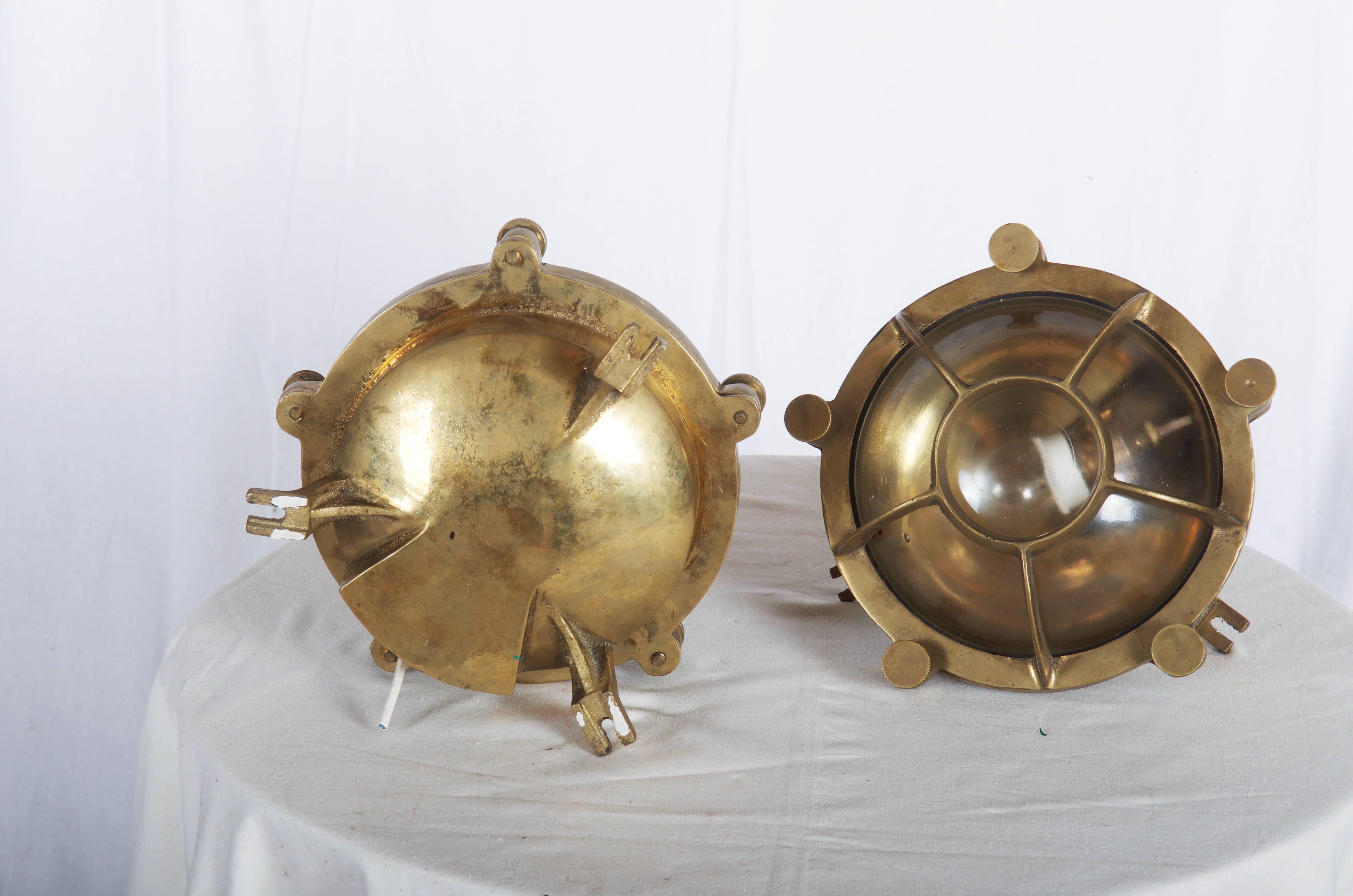 Brass Factory Wall Lamp In Excellent Condition For Sale In Vienna, AT
