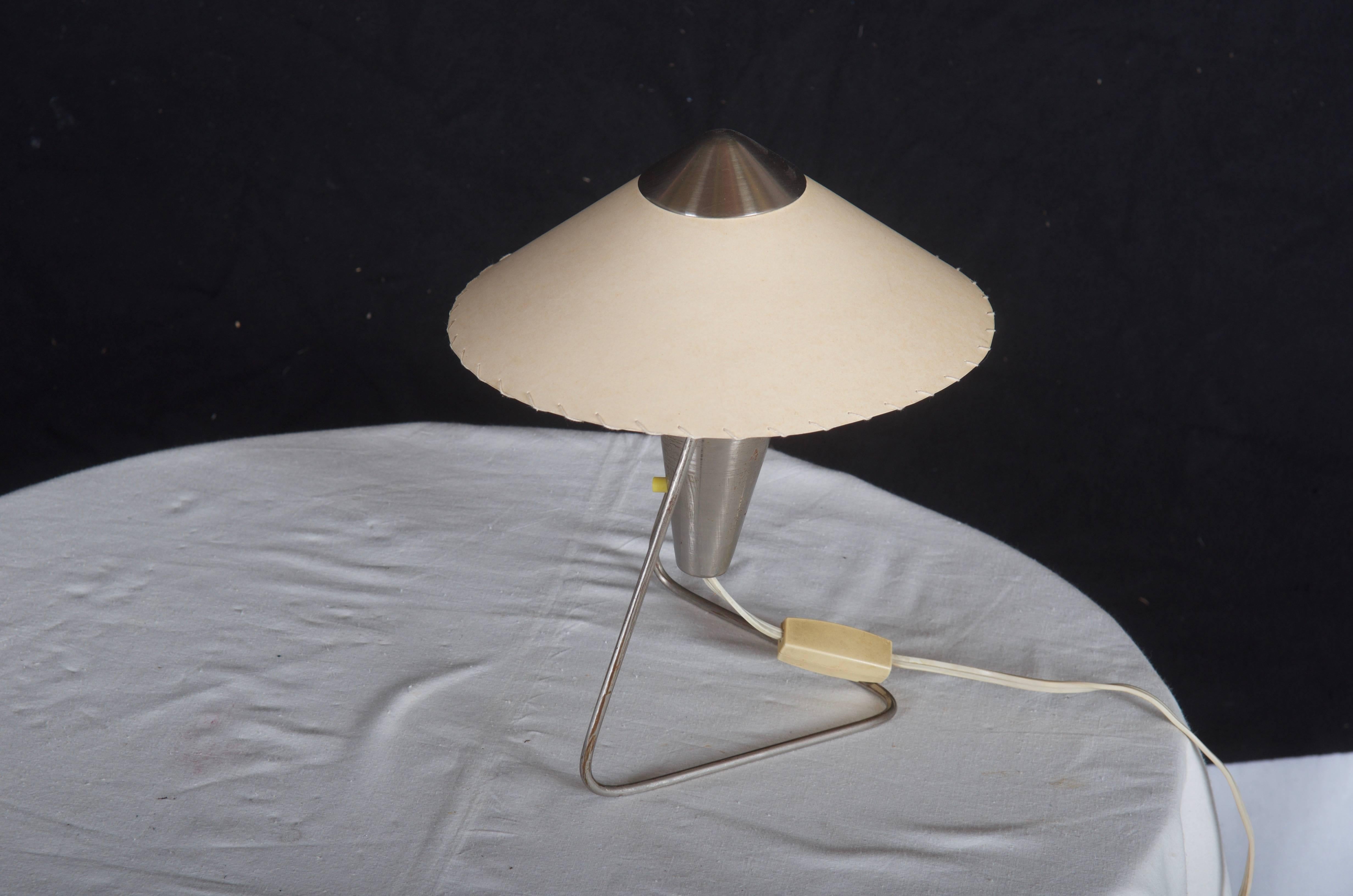 Schreibtischlampe der modernen Moderne von Helena Frantova für Okolo (Mitte des 20. Jahrhunderts) im Angebot