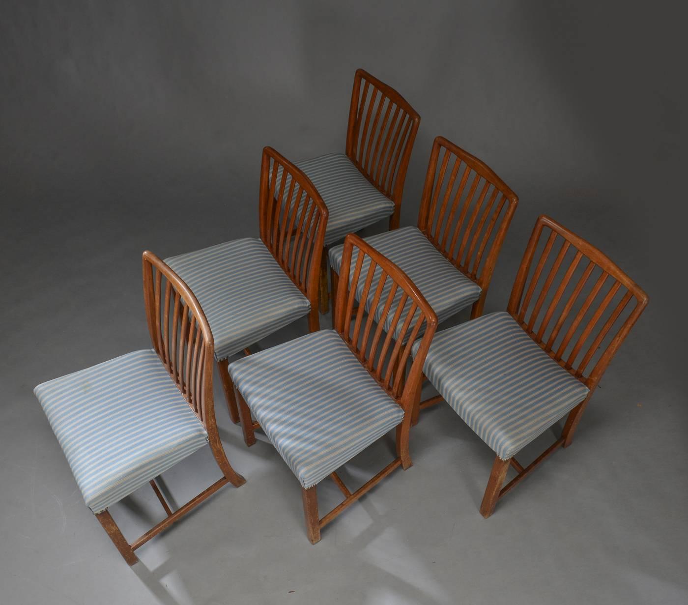 Scandinavian Modern Set of Six Dining Chairs Made of Cuban Mahogany