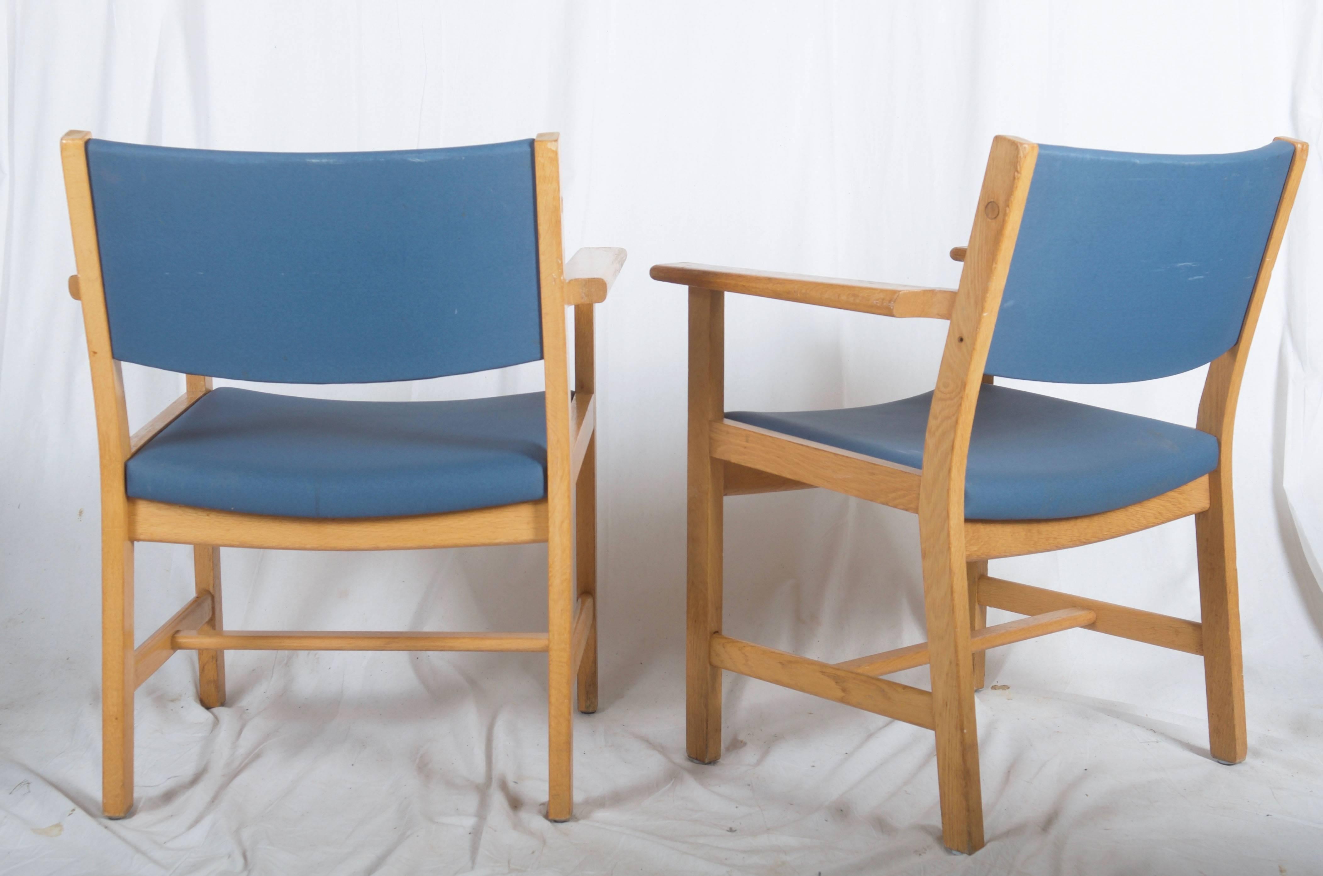 Scandinavian Modern Armchairs by Hans Wegner for GETAMA For Sale