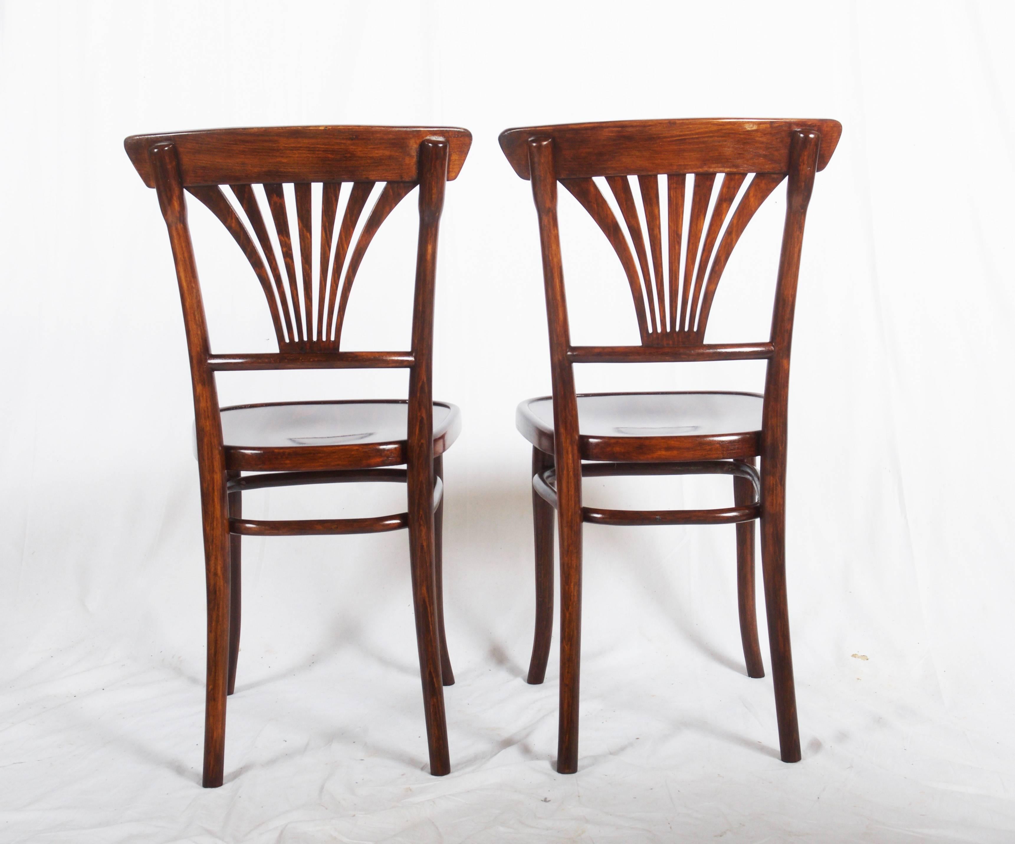 Vienna Secession Set of Six Thonet Model 221 Dining Chairs