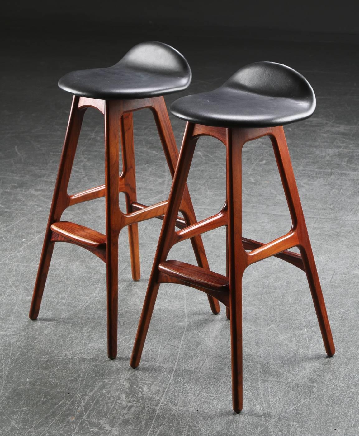 Rosewood and Leather Bar Stools by Erik Buch In Excellent Condition In Vienna, AT