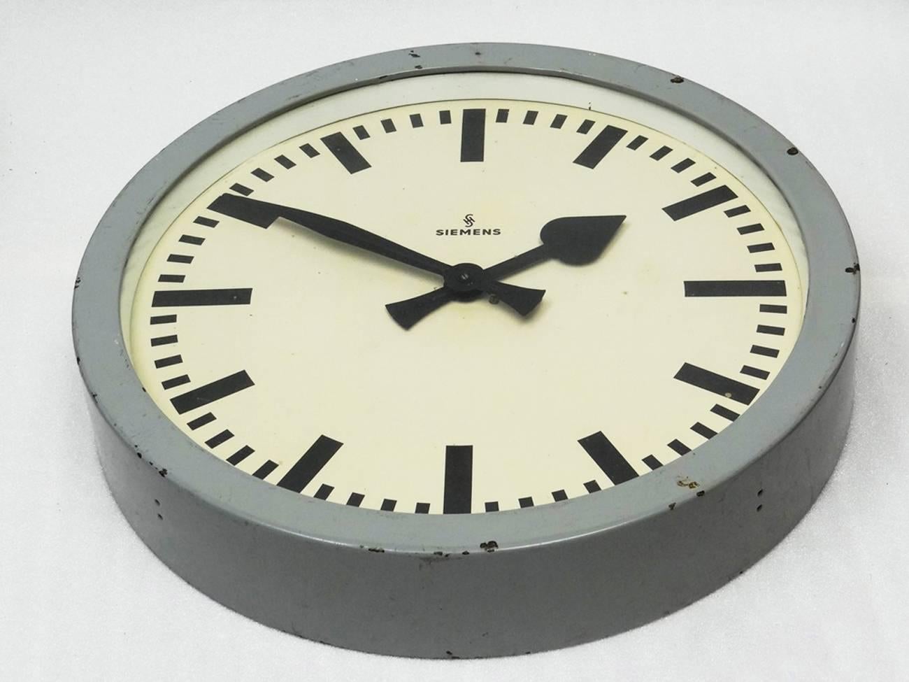 siemens wall clock