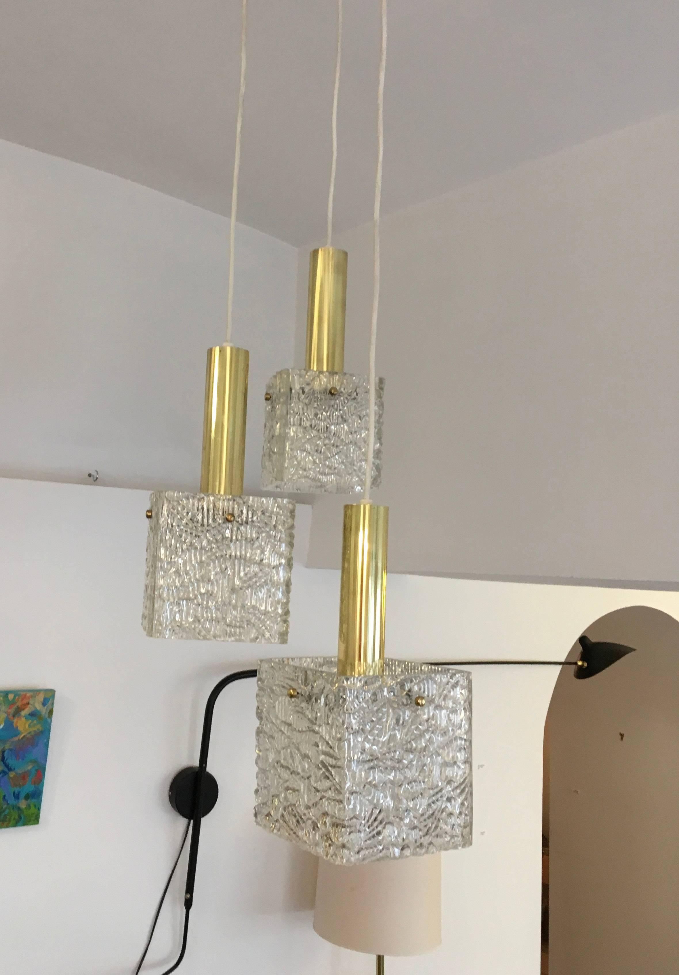 Mid-Century Modern Cascading Textured Glass and Brass Chandelier by J.T. Kalmar For Sale