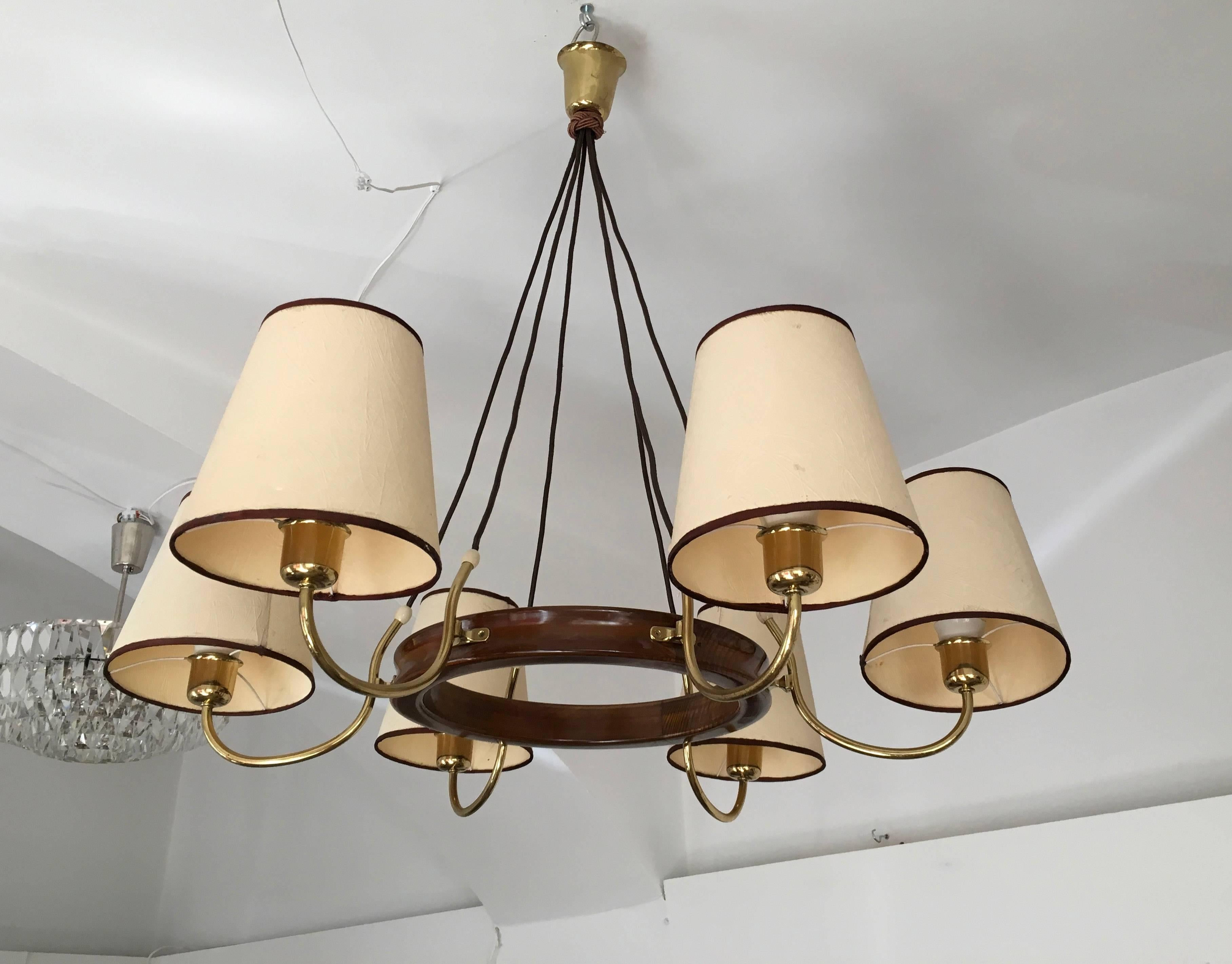 Mid-20th Century Beautiful Large Brass Chandelier Attributed to J.T. Kalmar