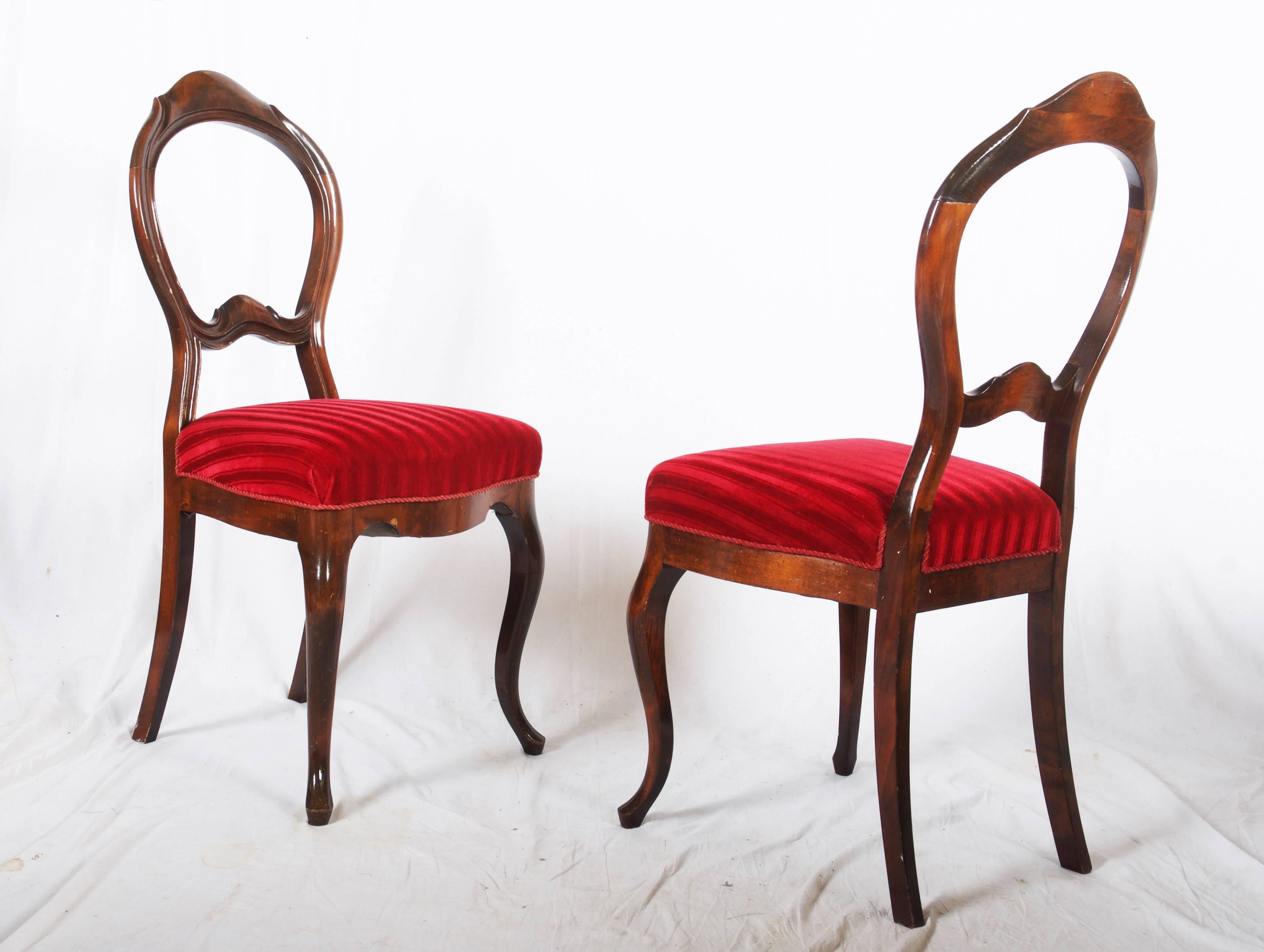 Mahagoni-Stühle aus den 1850er Jahren, Paar im Angebot 1