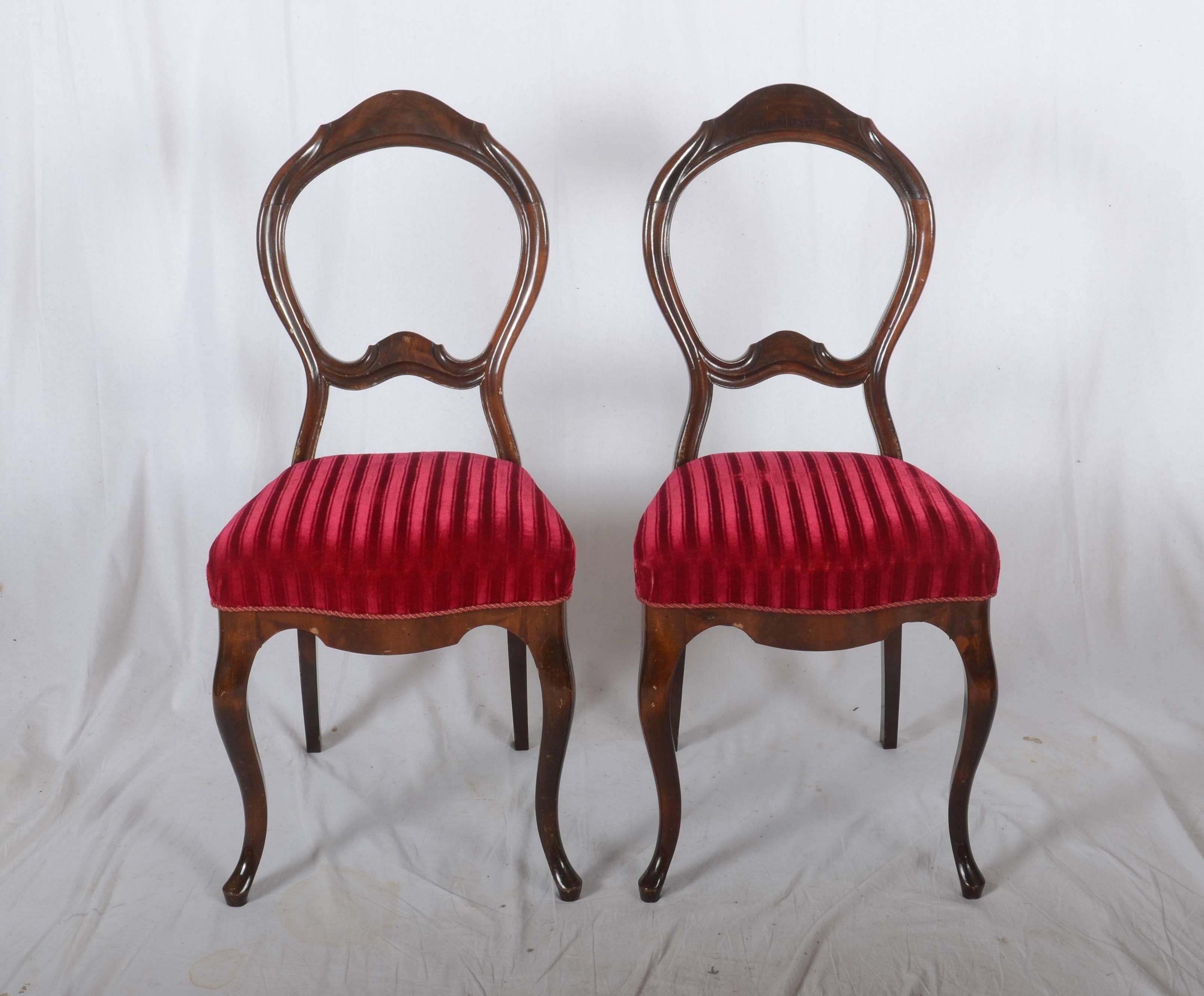 Pair of Mahogany Chairs Form 1850s For Sale 1