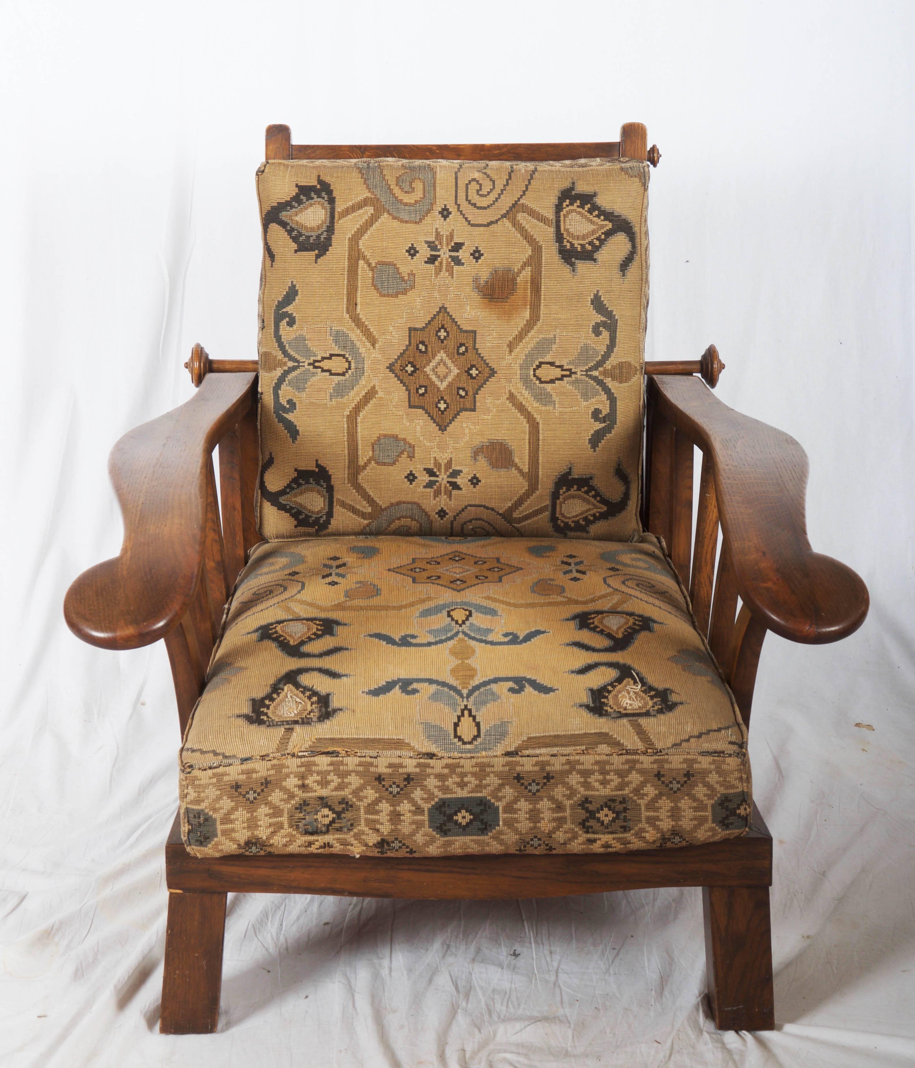 Oak Pair of Austrian Early Art Deco Armchairs For Sale