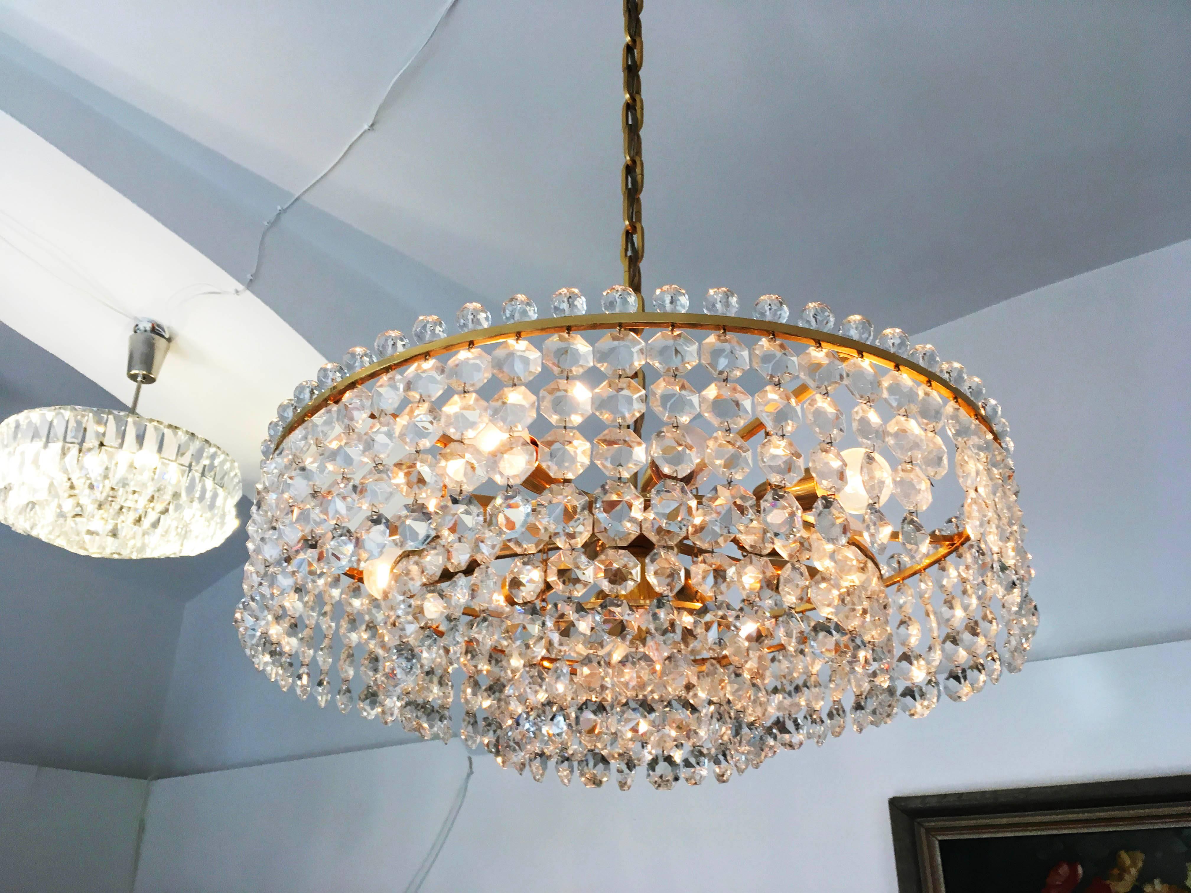 Mid-Century Modern Beautiful Cut Crystal Chandelier by Bakalowits For Sale