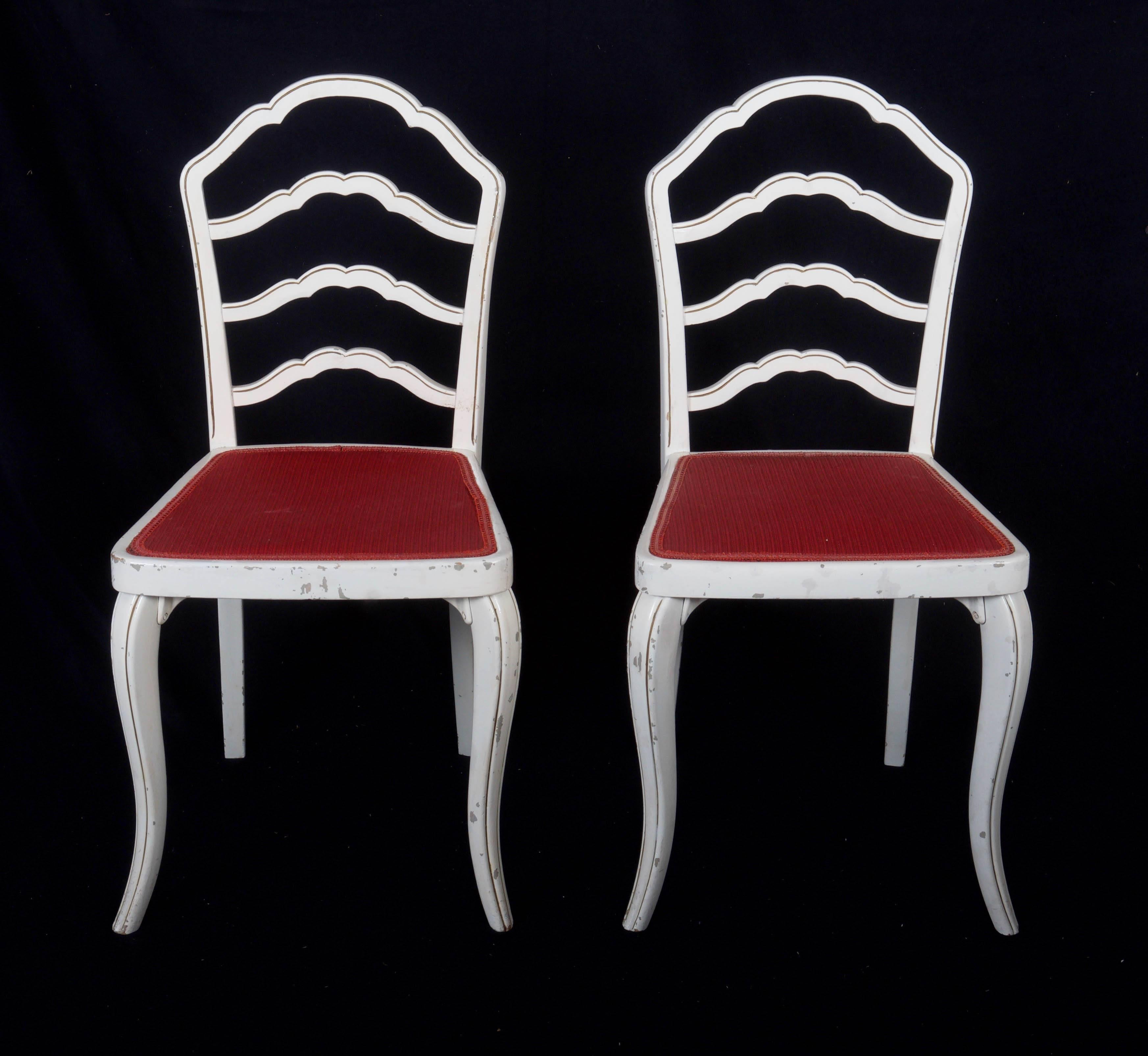 Set of Eight Thonet Dining Chairs In Good Condition For Sale In Vienna, AT