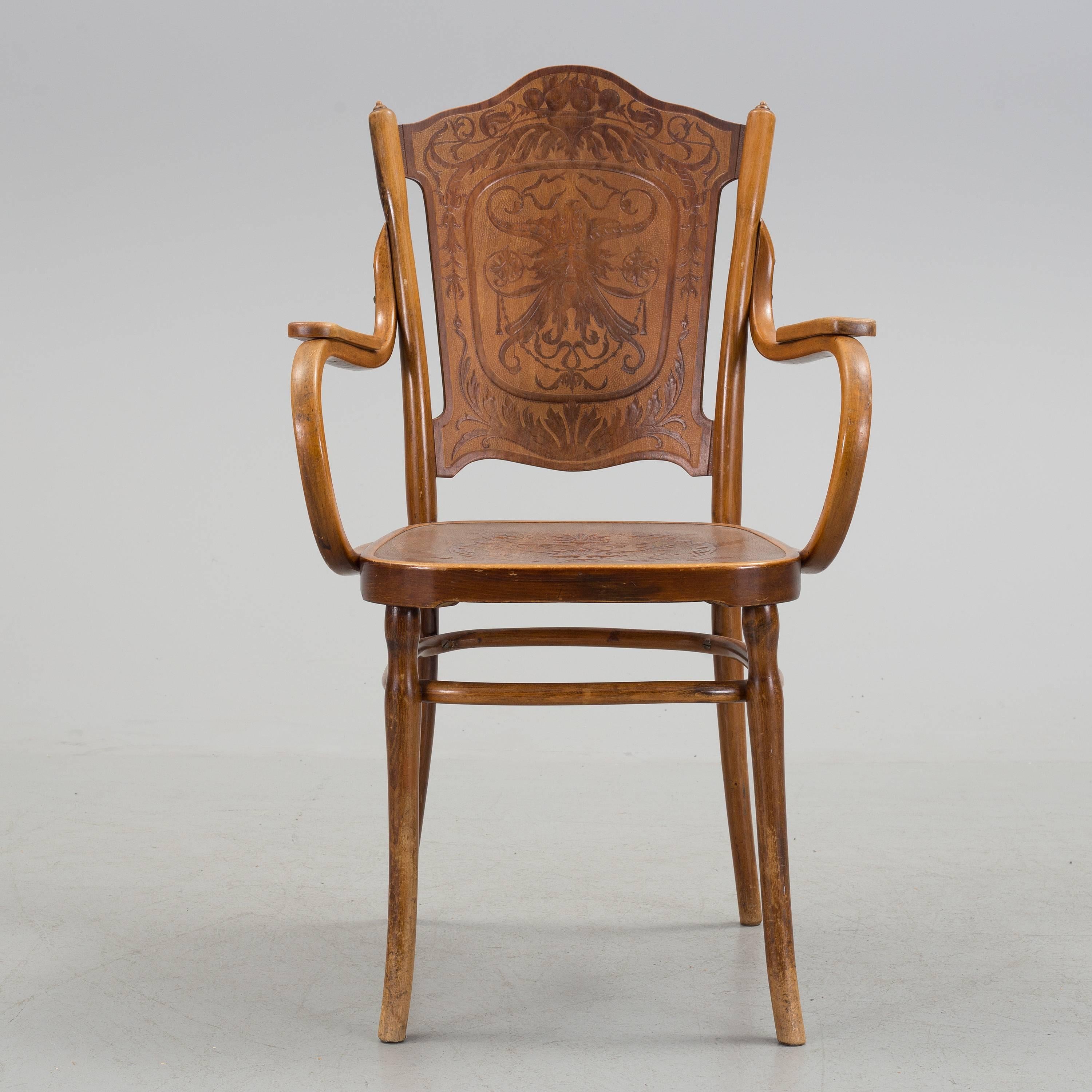 Beech bentwood frame with an embossed plywood seat and backrest. First time mentioned in the J. & J. Kohn catalog 1902 with the catalog no. 67. 
A beautiful original condition.
A suitable bench also available.
