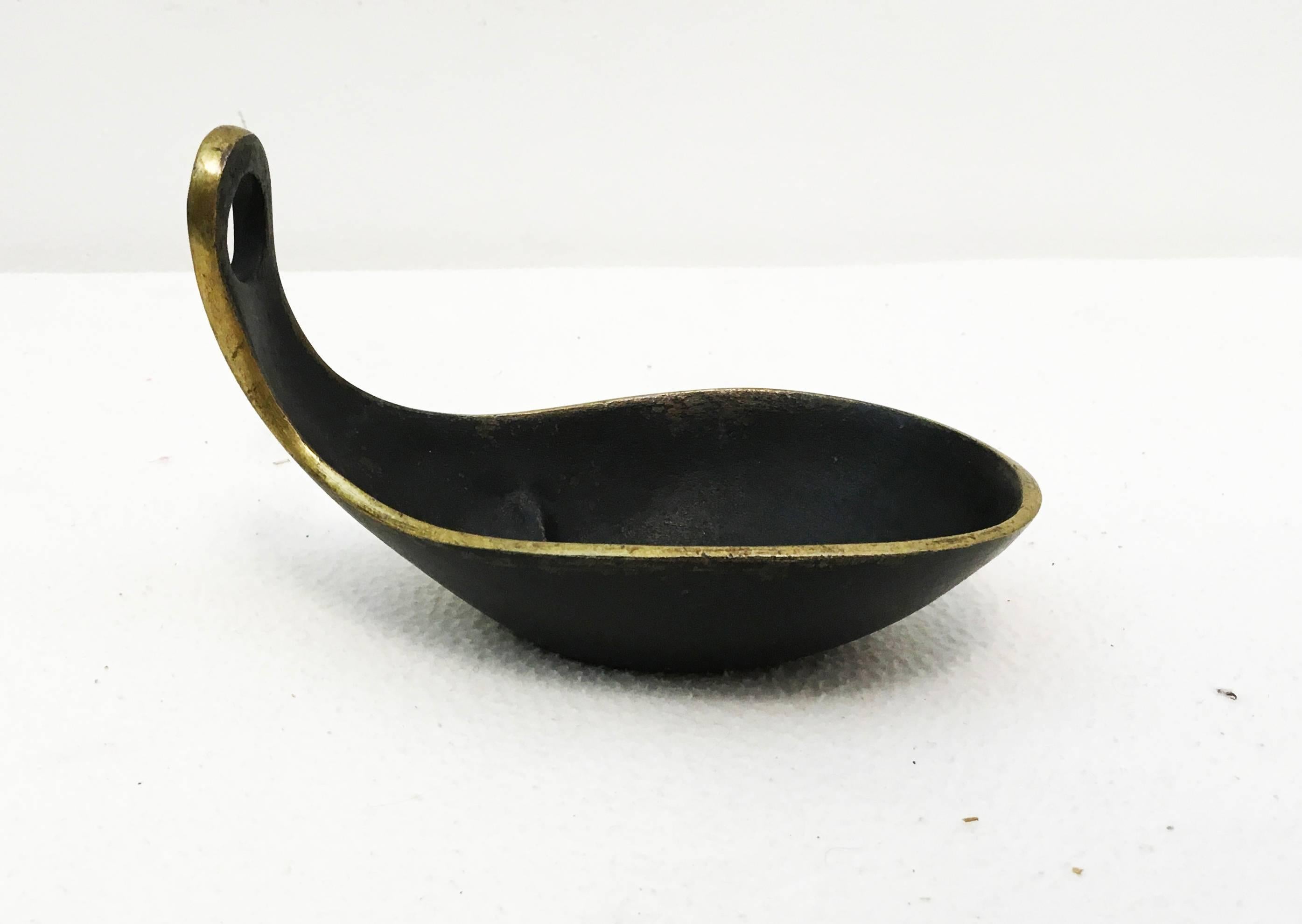 Brass blackened pipe holder manufactured in the 1950s in Austria by Hertha Baller.