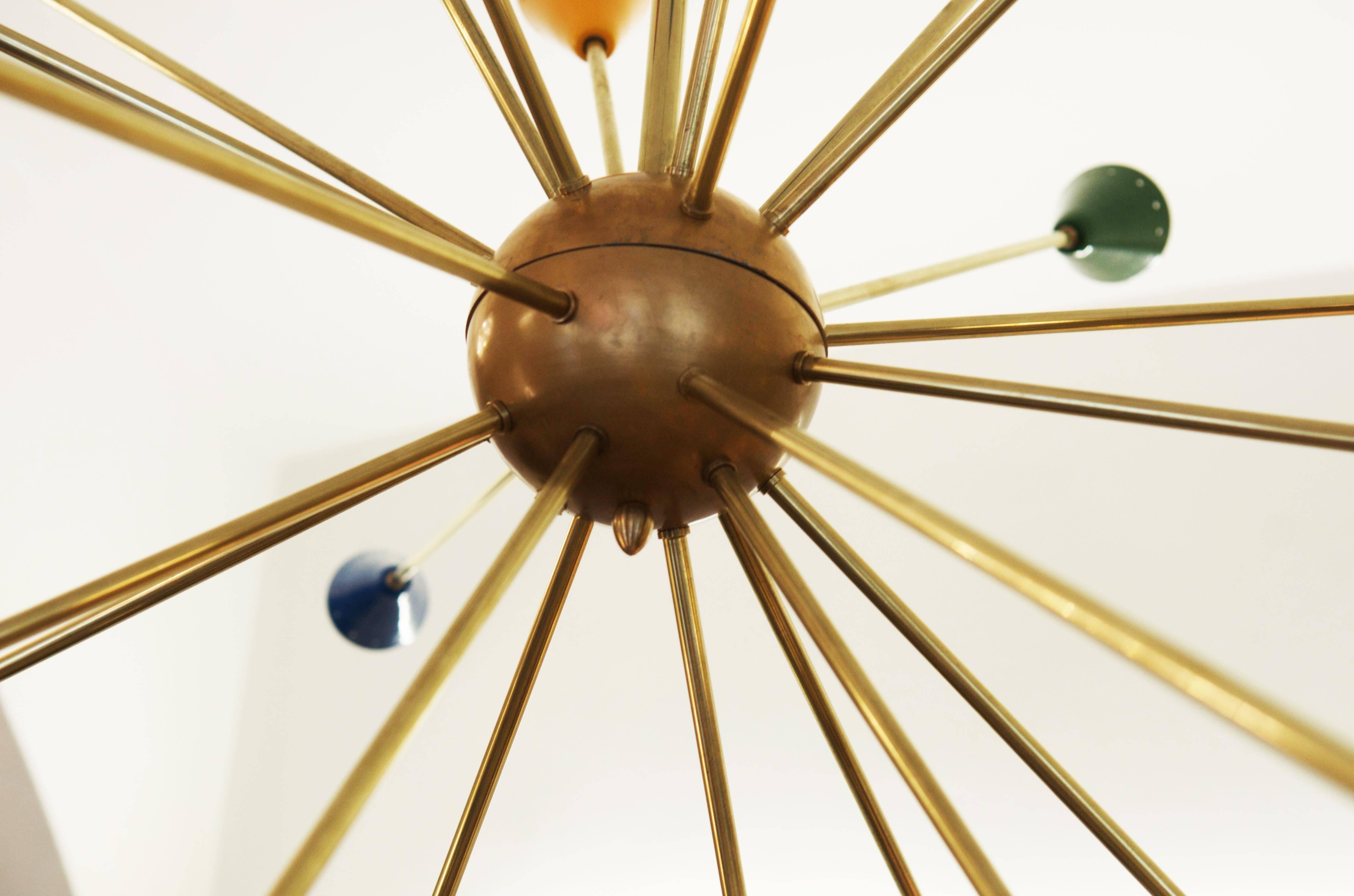Großer Sputnik-Kronleuchter aus der Mitte des Jahrhunderts im Stil von Stilnovo im Angebot 3