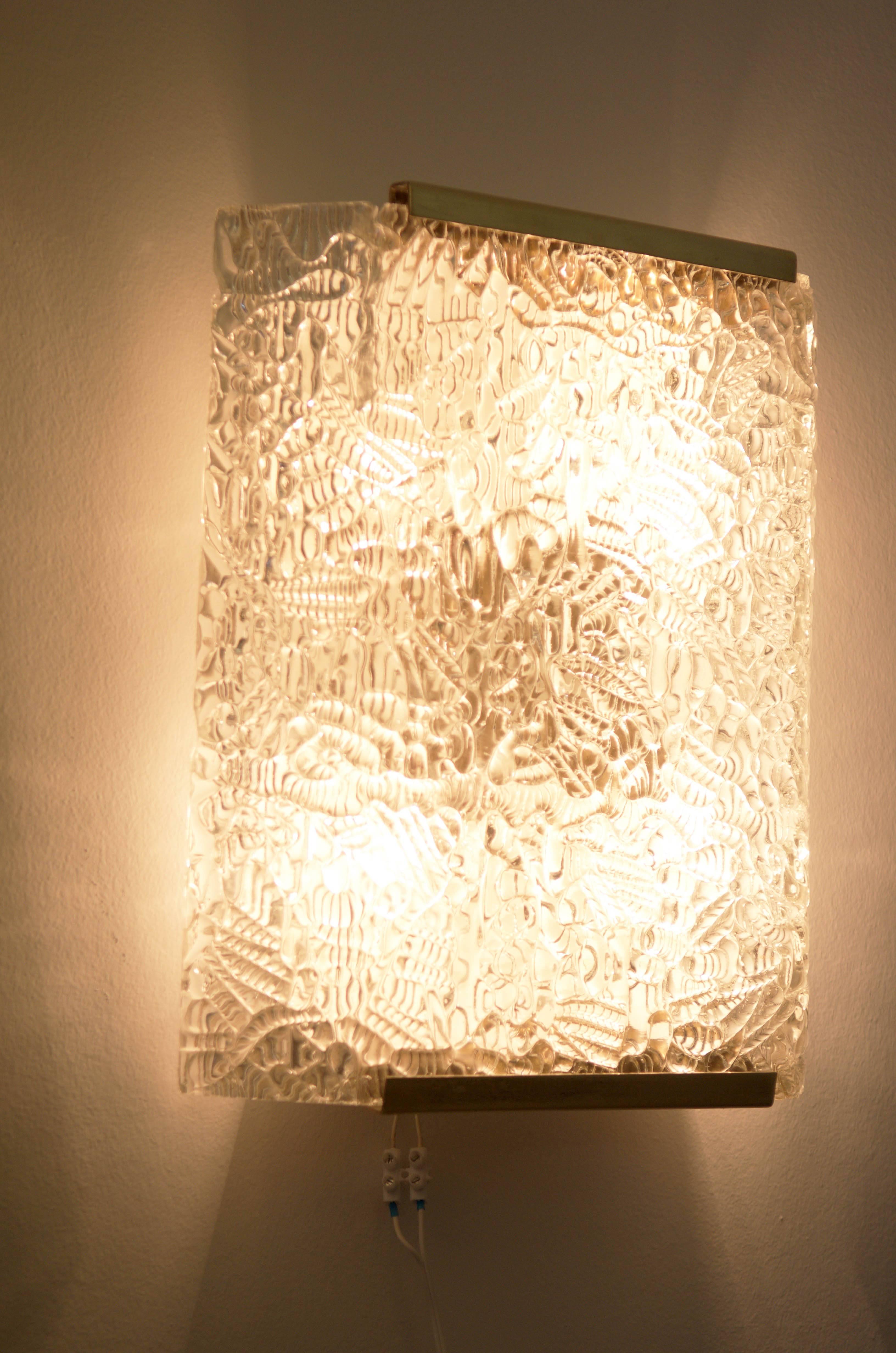 Mid-20th Century Large Ice Glass J.T. Kalmar Sconce For Sale