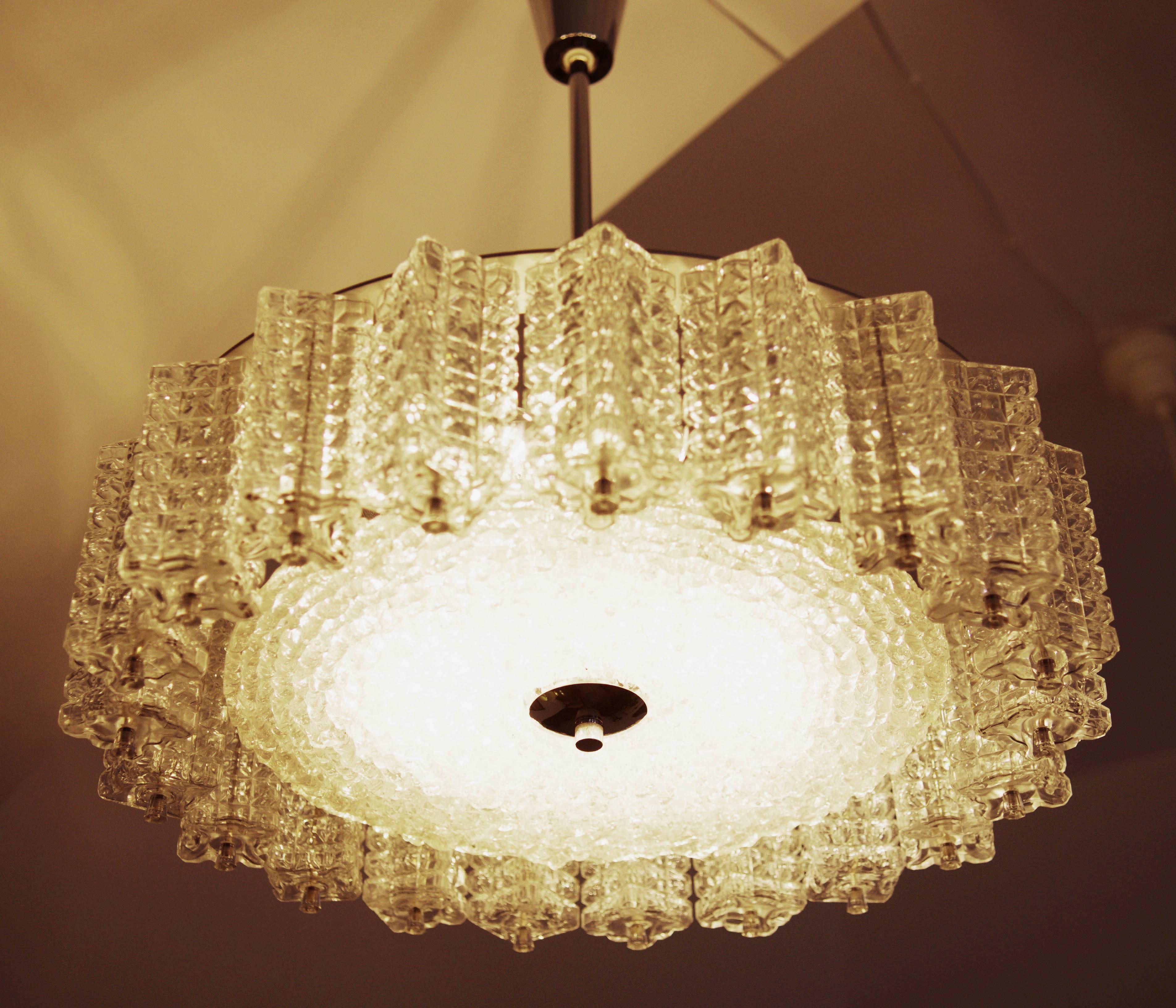 Lampadario austriaco in vetro Austrolux in vendita 3