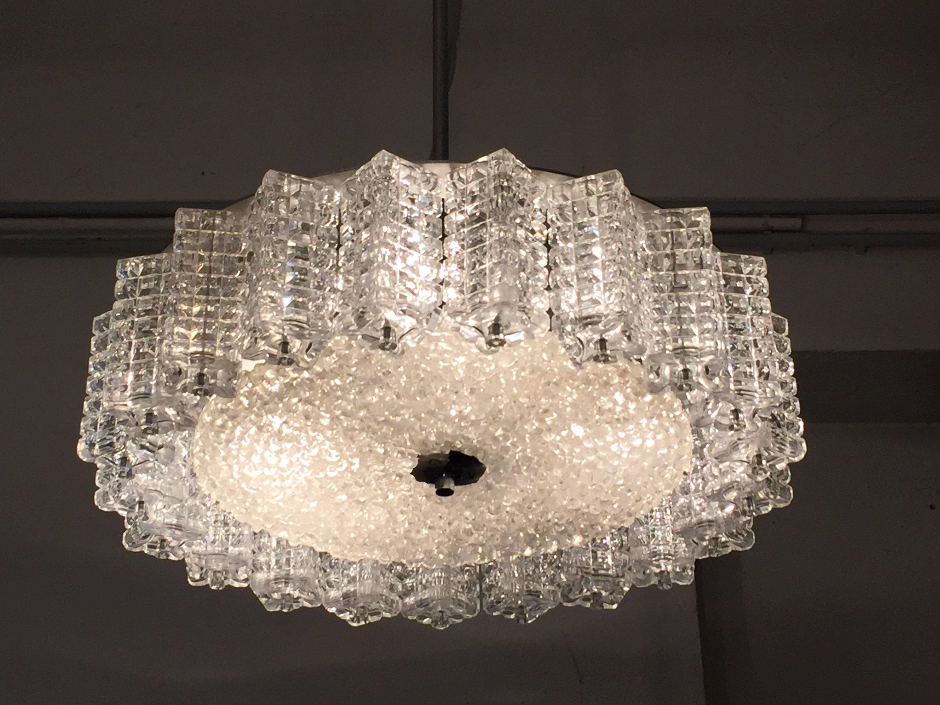 Lampadario austriaco in vetro Austrolux in vendita 1