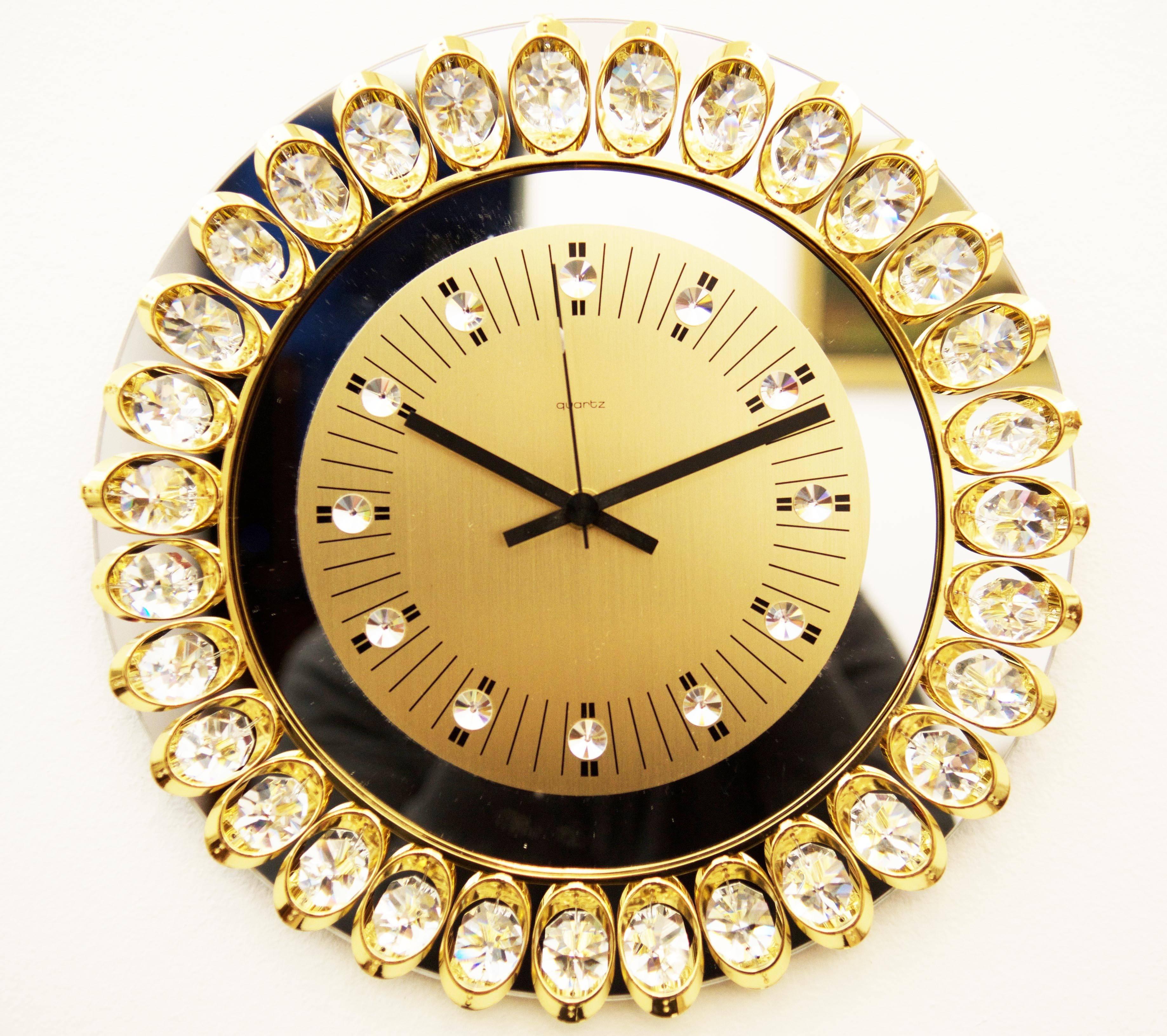 Kristall-Spiegel-Wanduhr (Österreichisch)