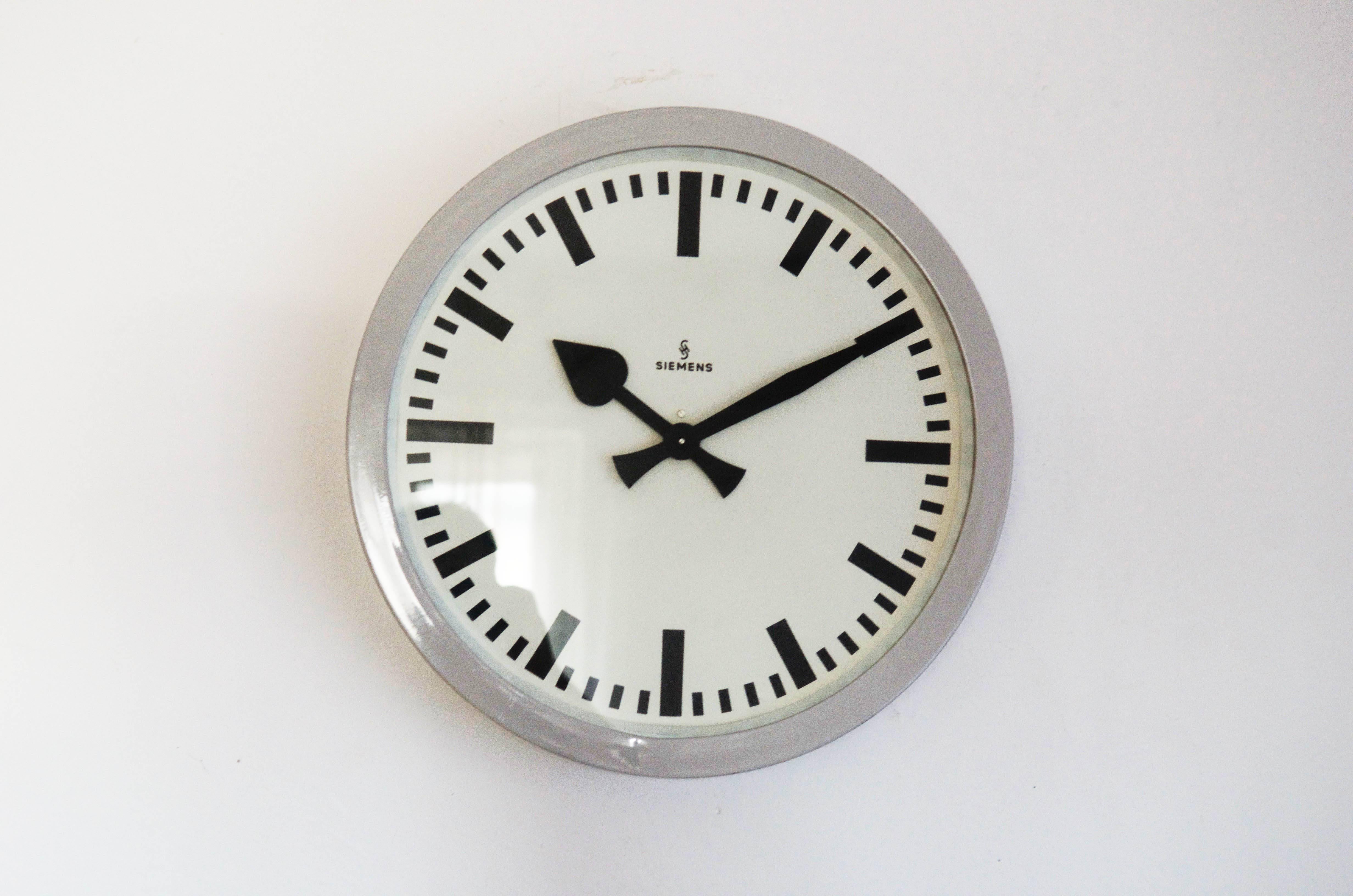 Aluminum Large Siemens Industrial or Station Clock