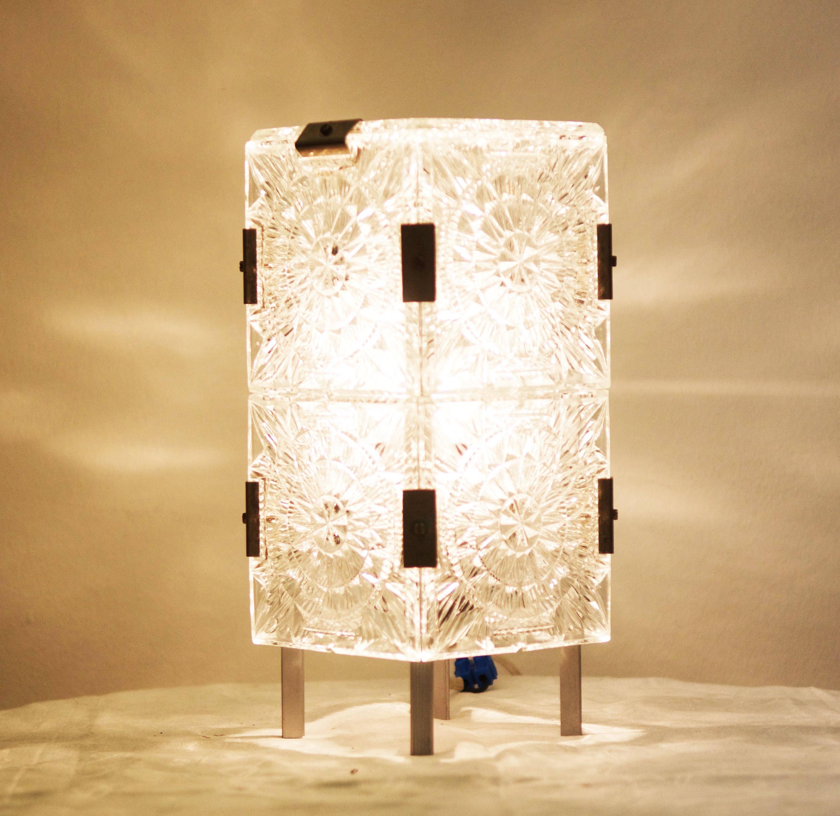 Midcentury Pressed Glass Table Lamp  For Sale 1