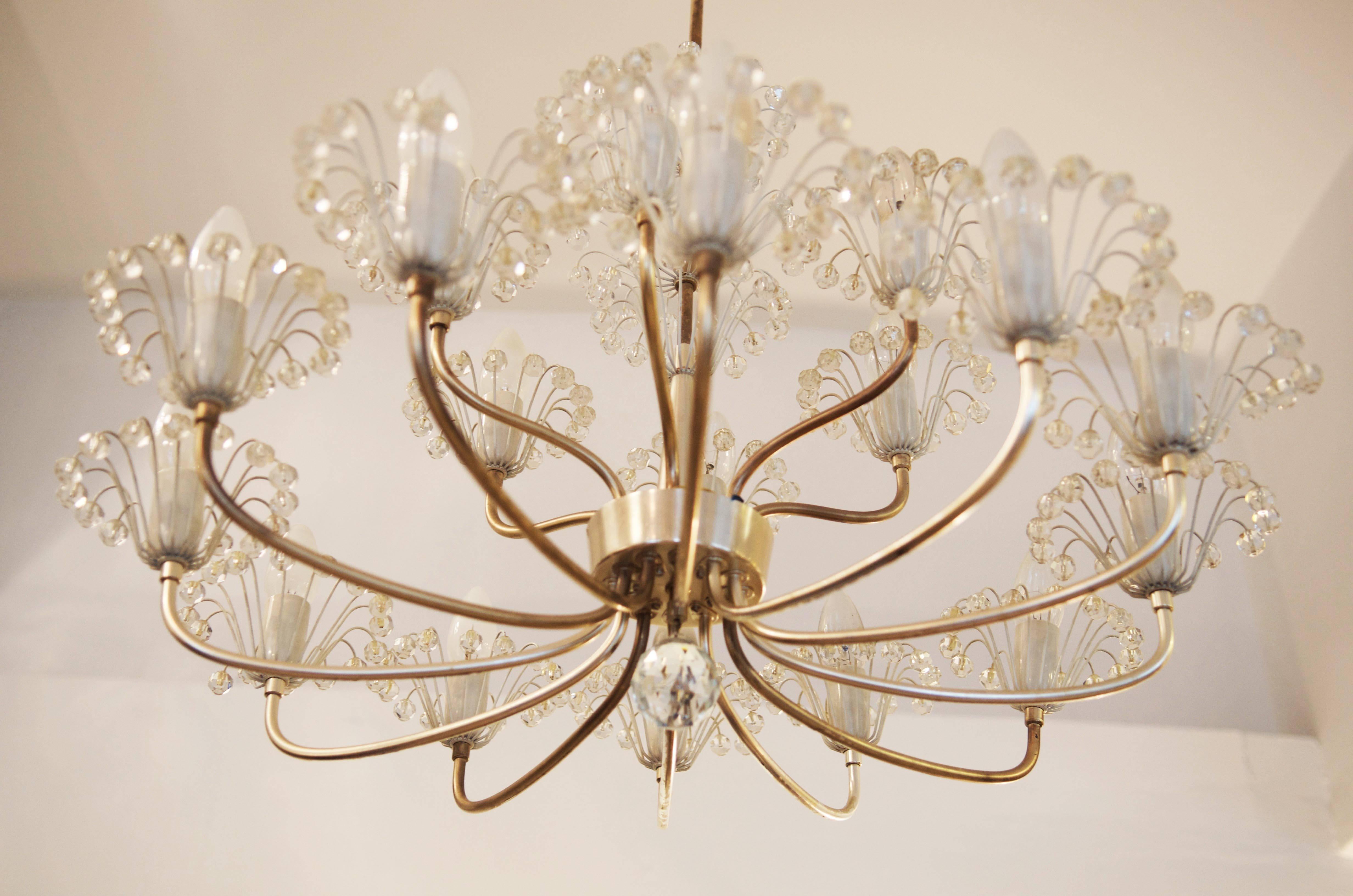 Large Mid-Century Chandelier by Emil Stejnar for Rupert Nikoll In Good Condition For Sale In Vienna, AT