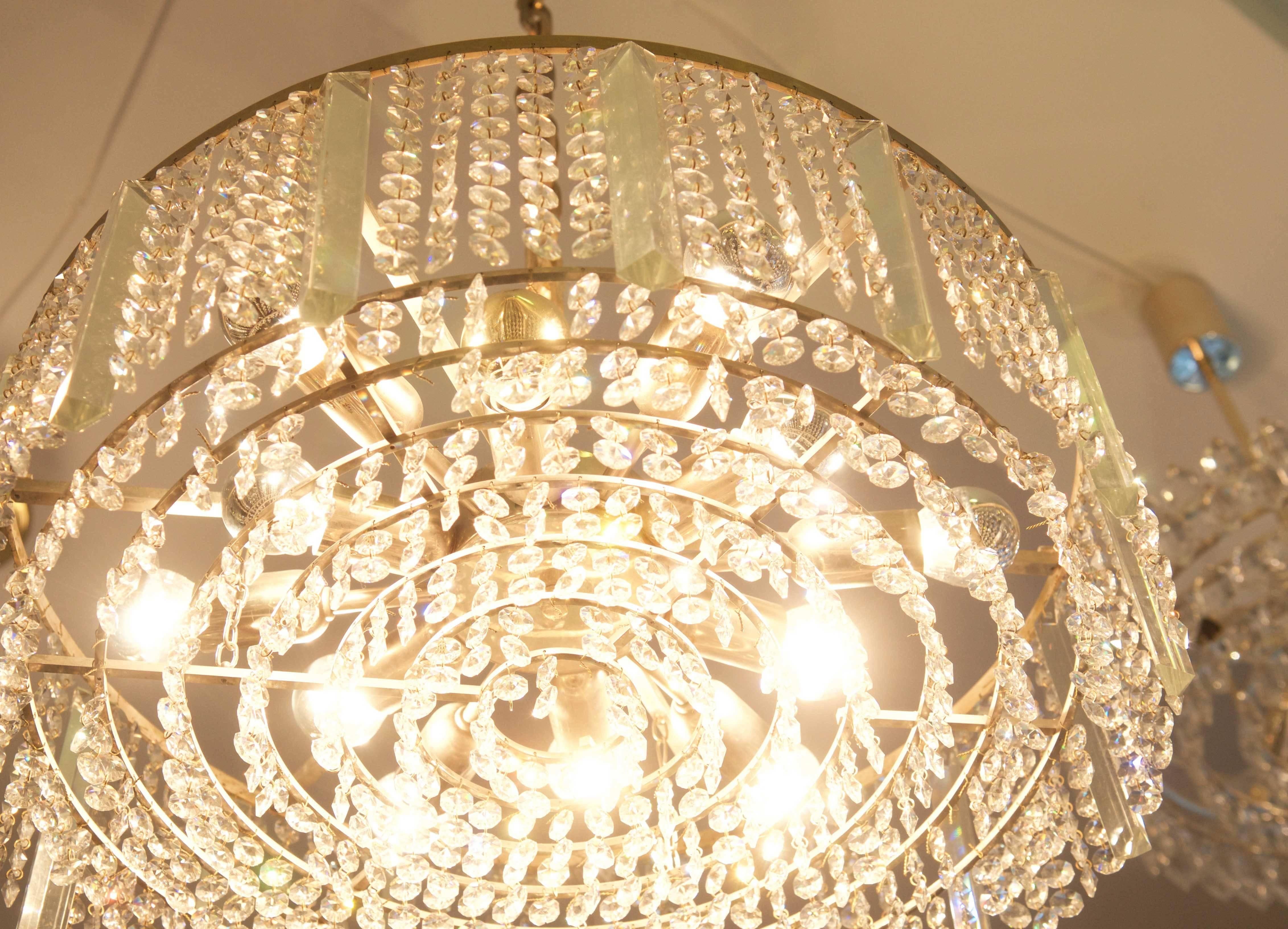 Austrian Cut Crystal Chandelier by Bakalowits & Söhne For Sale 5