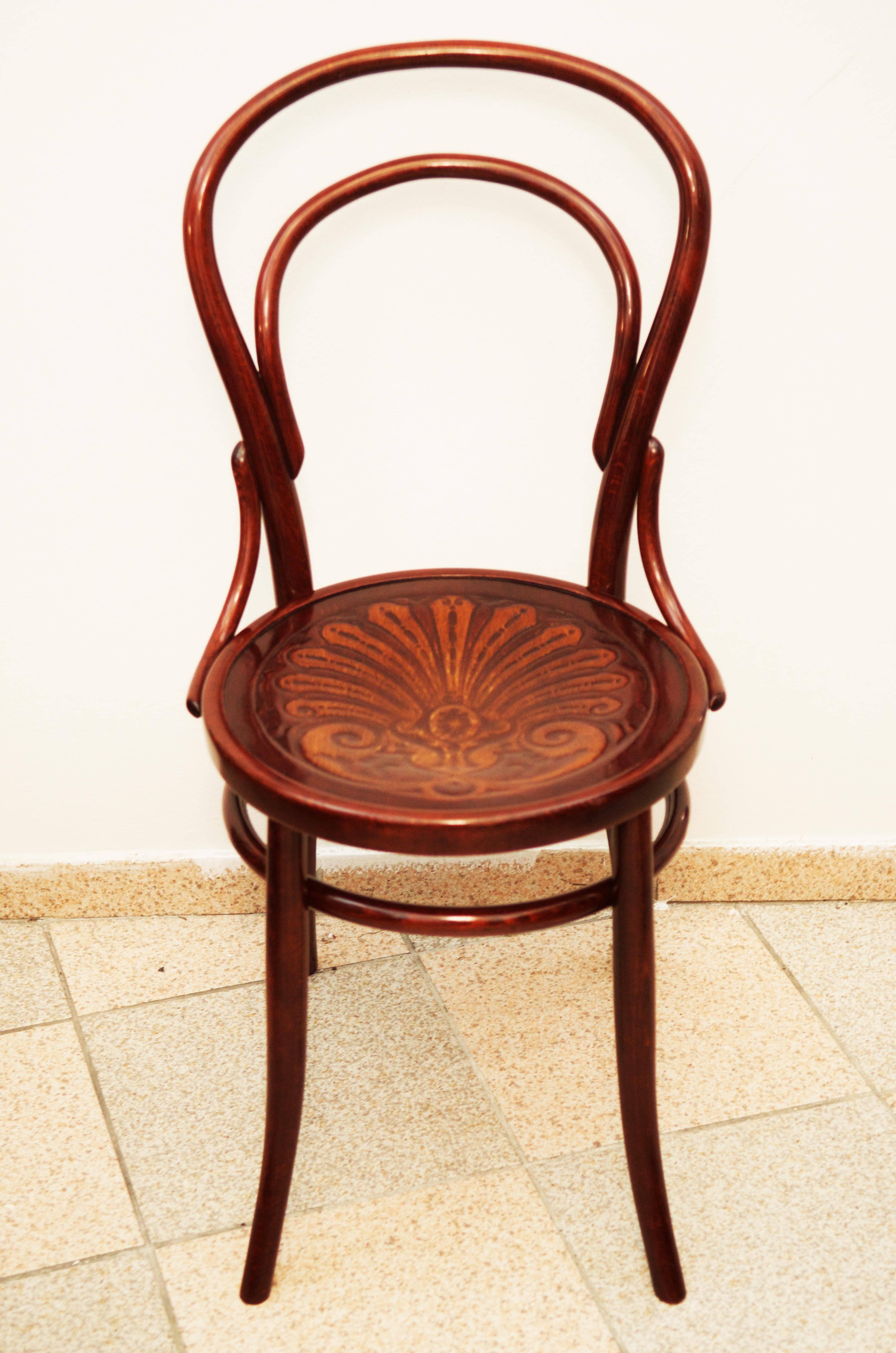 Vienna Secession Bentwood Chairs Attributed to Thonet For Sale