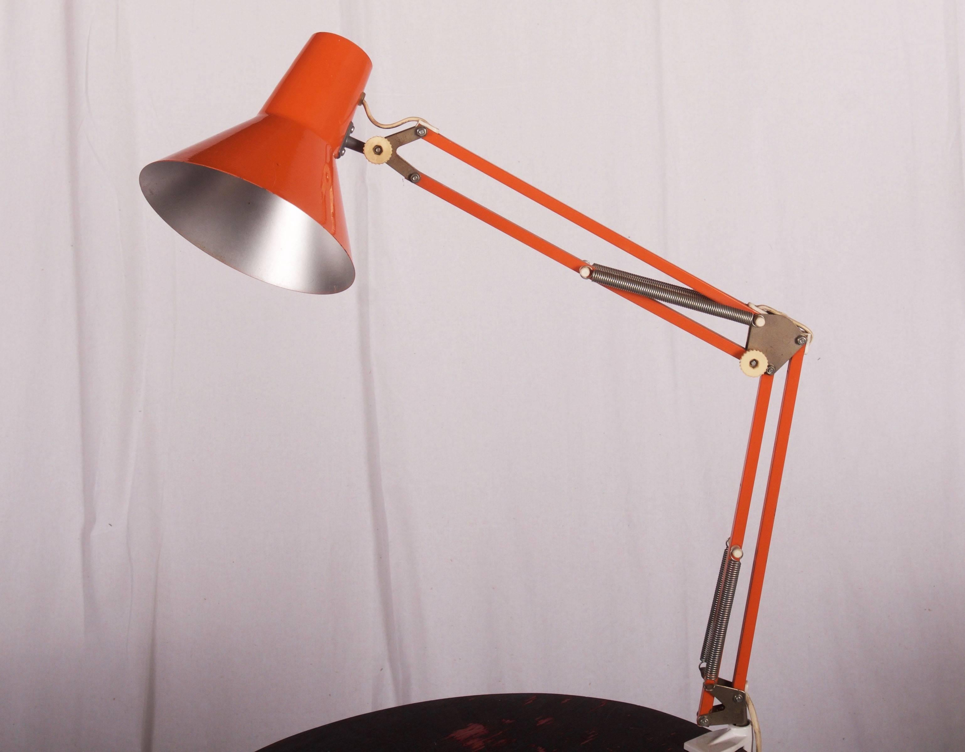 Steel construction red lacquered by Luxo from the 1970s.
