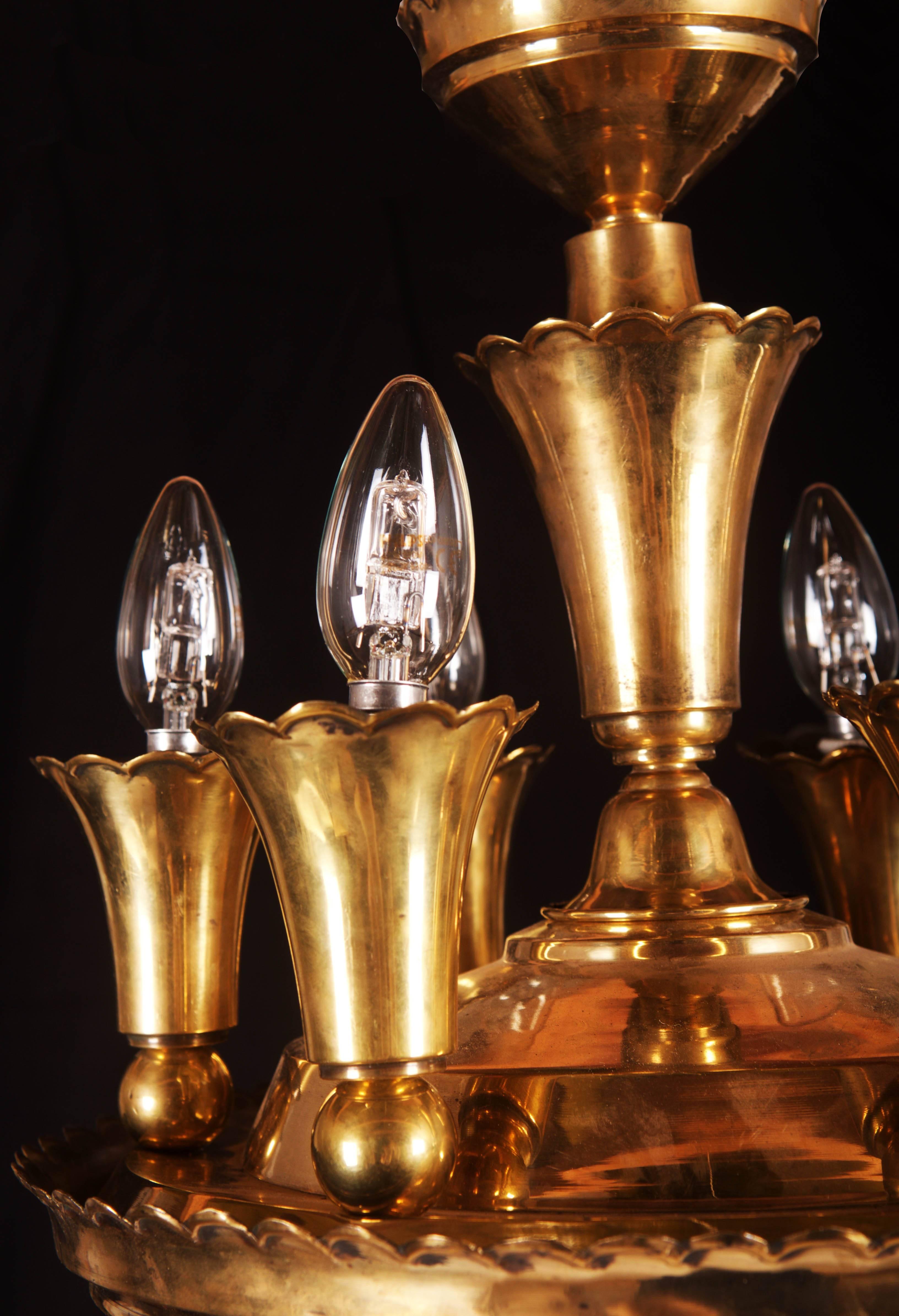 Art Deco Brass Chandelier In Excellent Condition For Sale In Vienna, AT