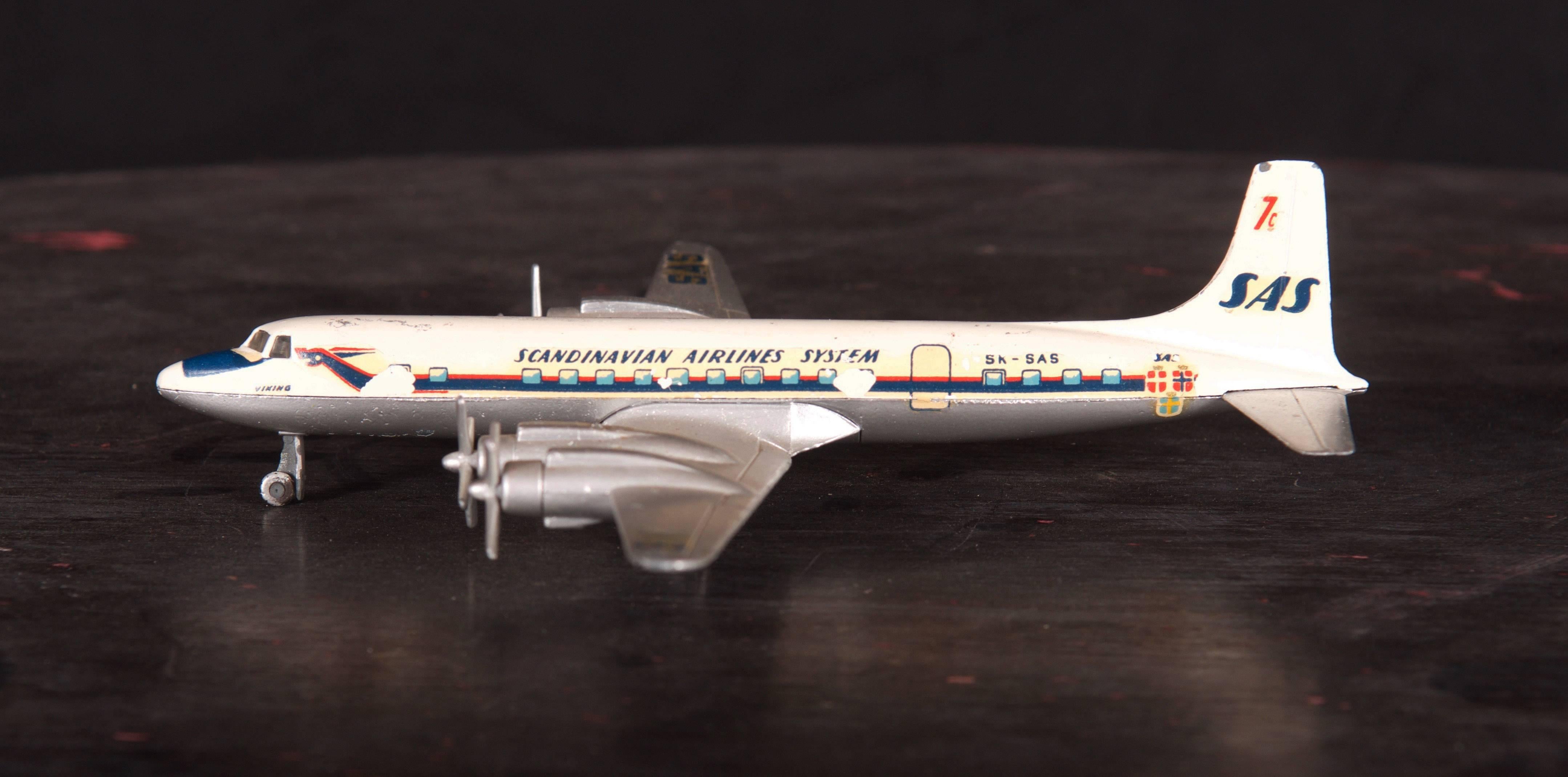 Mid-20th Century Vintage Douglas DC 7 C Airplane Model For Sale