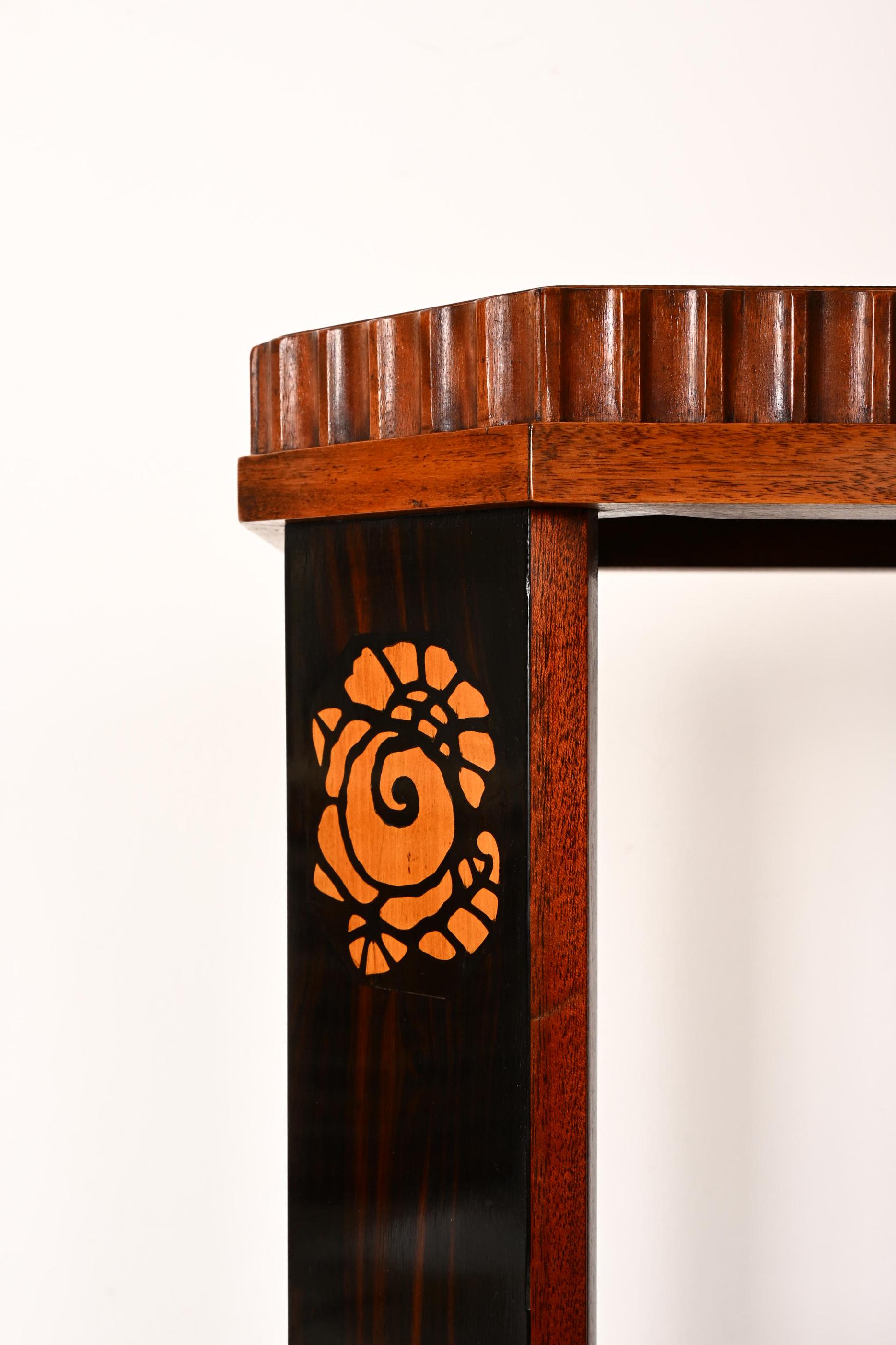 French Art Deco Side Table For Sale 5