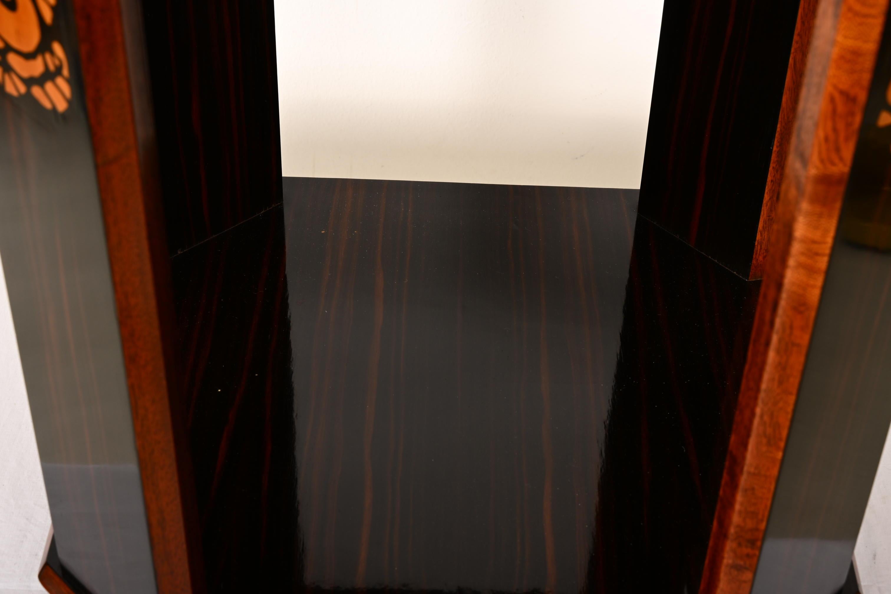 French Art Deco Side Table For Sale 7