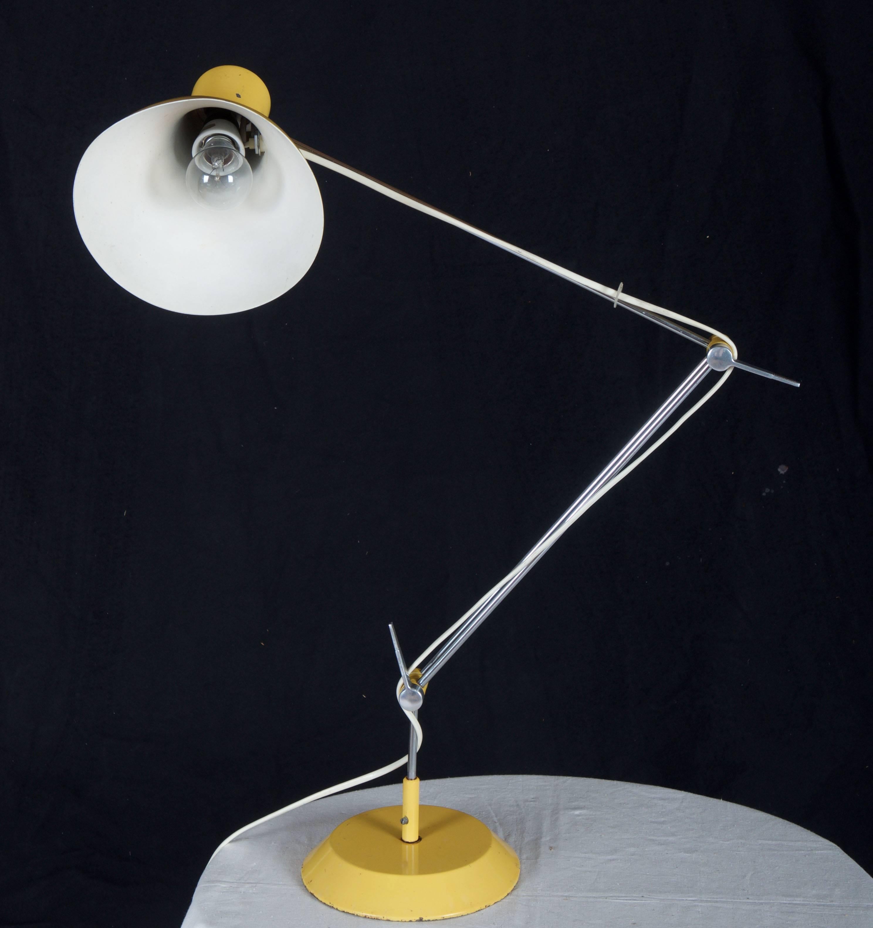 Lampe de bureau jaune mi-siècle par Josef Hurka Excellent état - En vente à Vienna, AT