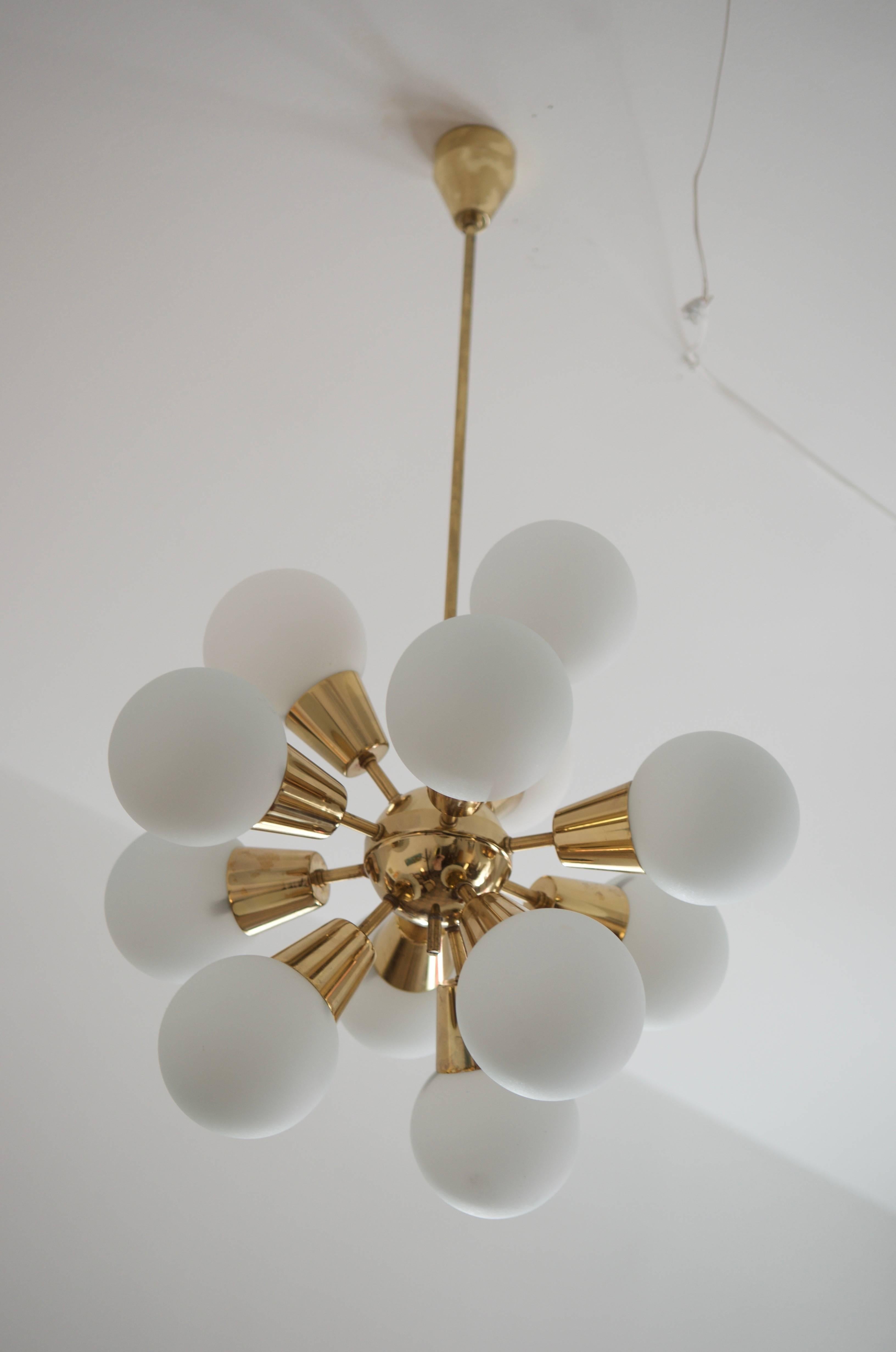 Sputnik Brass Chandelier with 12 Opaline Glass Shades For Sale 3