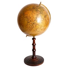 Globe terrestre antique réalisé par le professeur Krauses, fabriqué par Paul Raeth