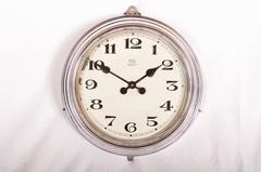 Art Deco Bulle Wall Station Clock