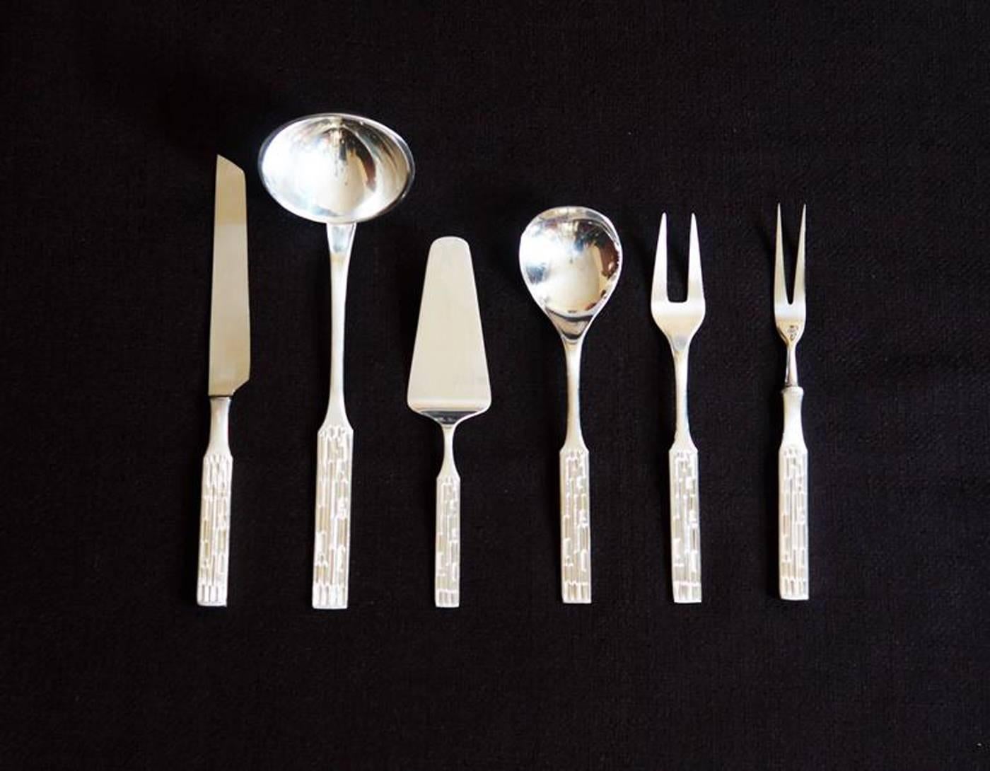 Austrian high-quality flatware silver plated by Berndorf, former Krupp company from the 1960s. The cutlery has a handle with a very interesting geometric decor. Used but in excellent condition, some in near new condition.
Unfortunately, some of the