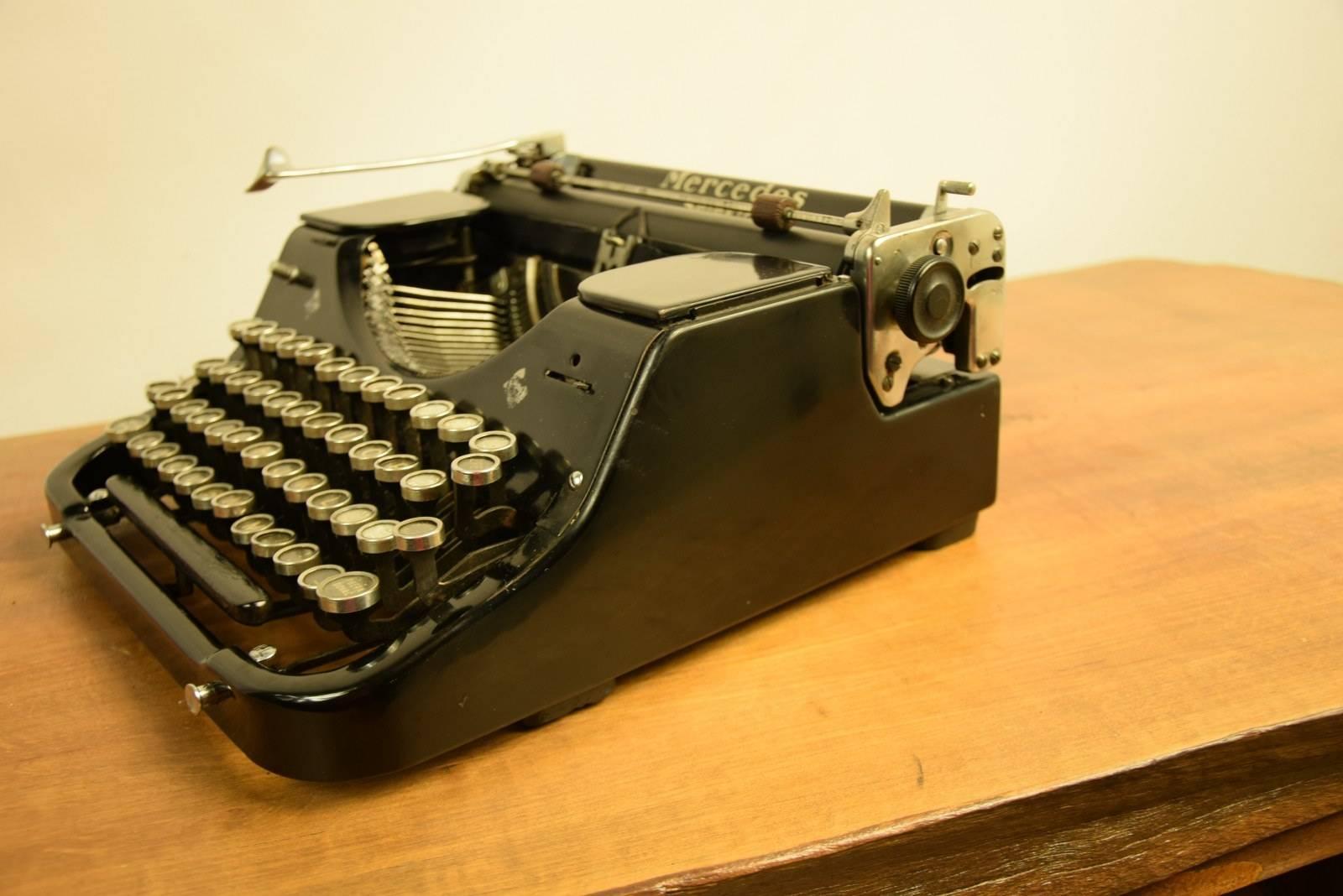 Art Deco Mercedes Selecta Typewriter